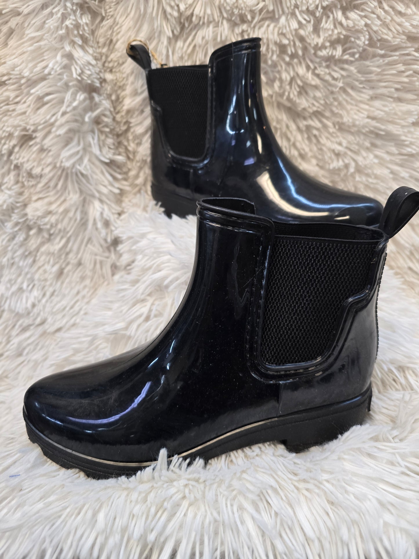 SEVEN 7 Halifax Black Short Ankle Rain Boots Pull On Bootie size 6 image 3