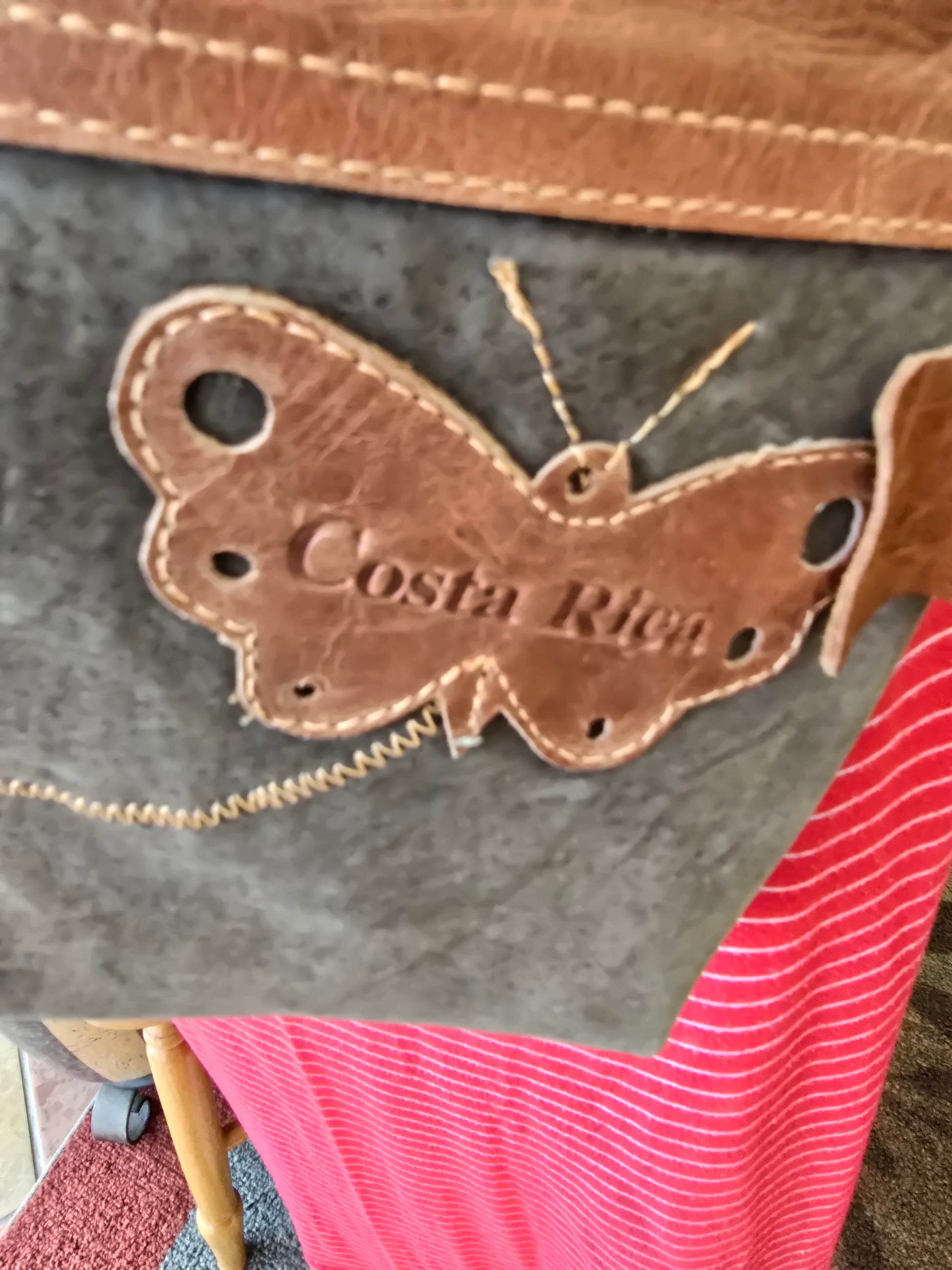 Crossbody purse/bag image 3