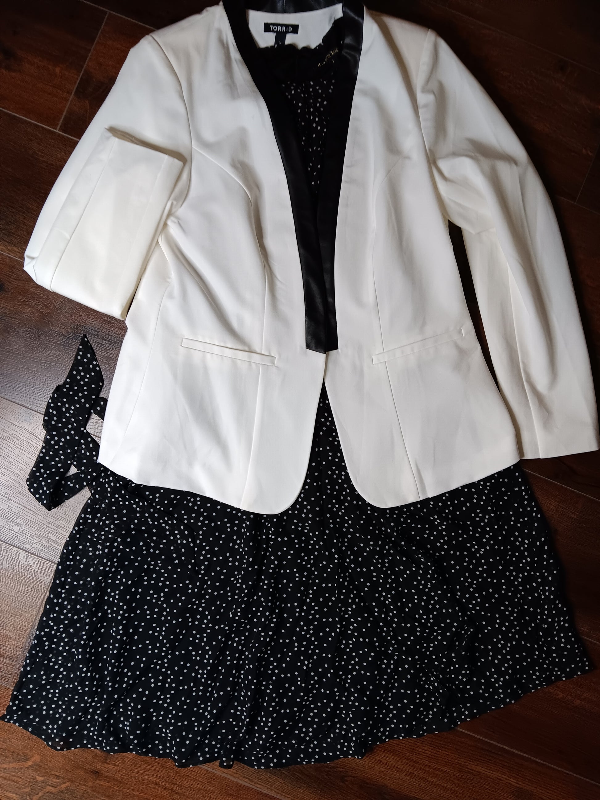 1 piece Polkadot Black dress size Large image 6