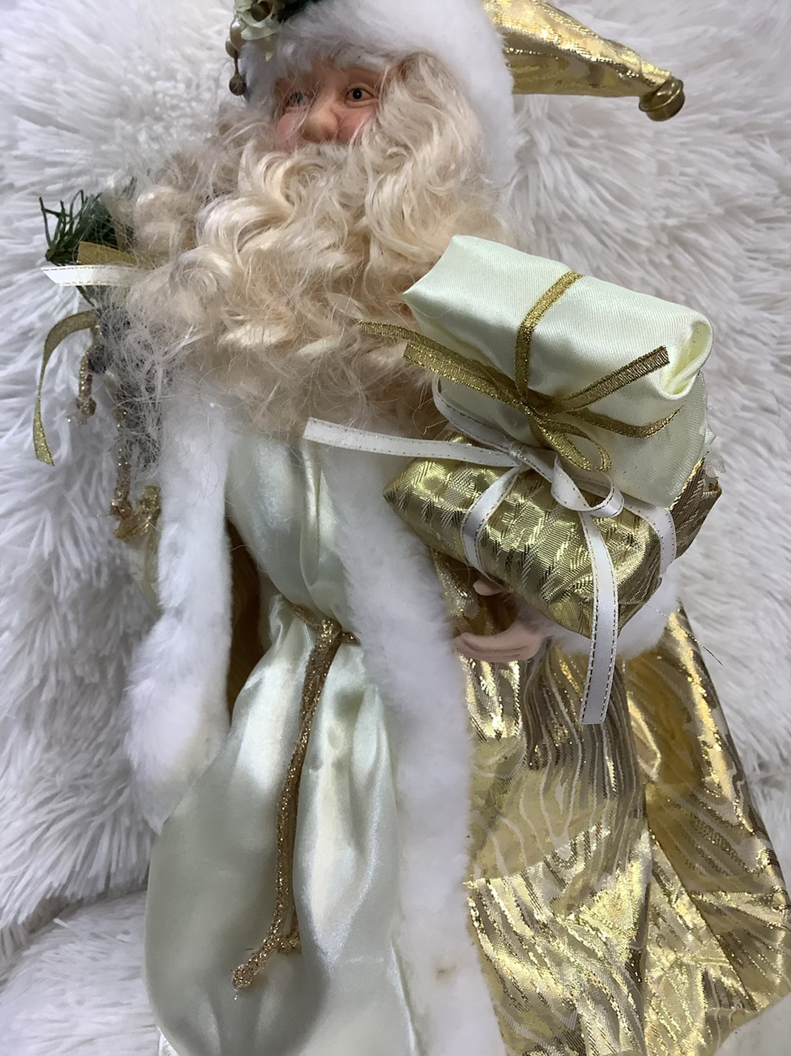 Santa Christmas tree topper image 6
