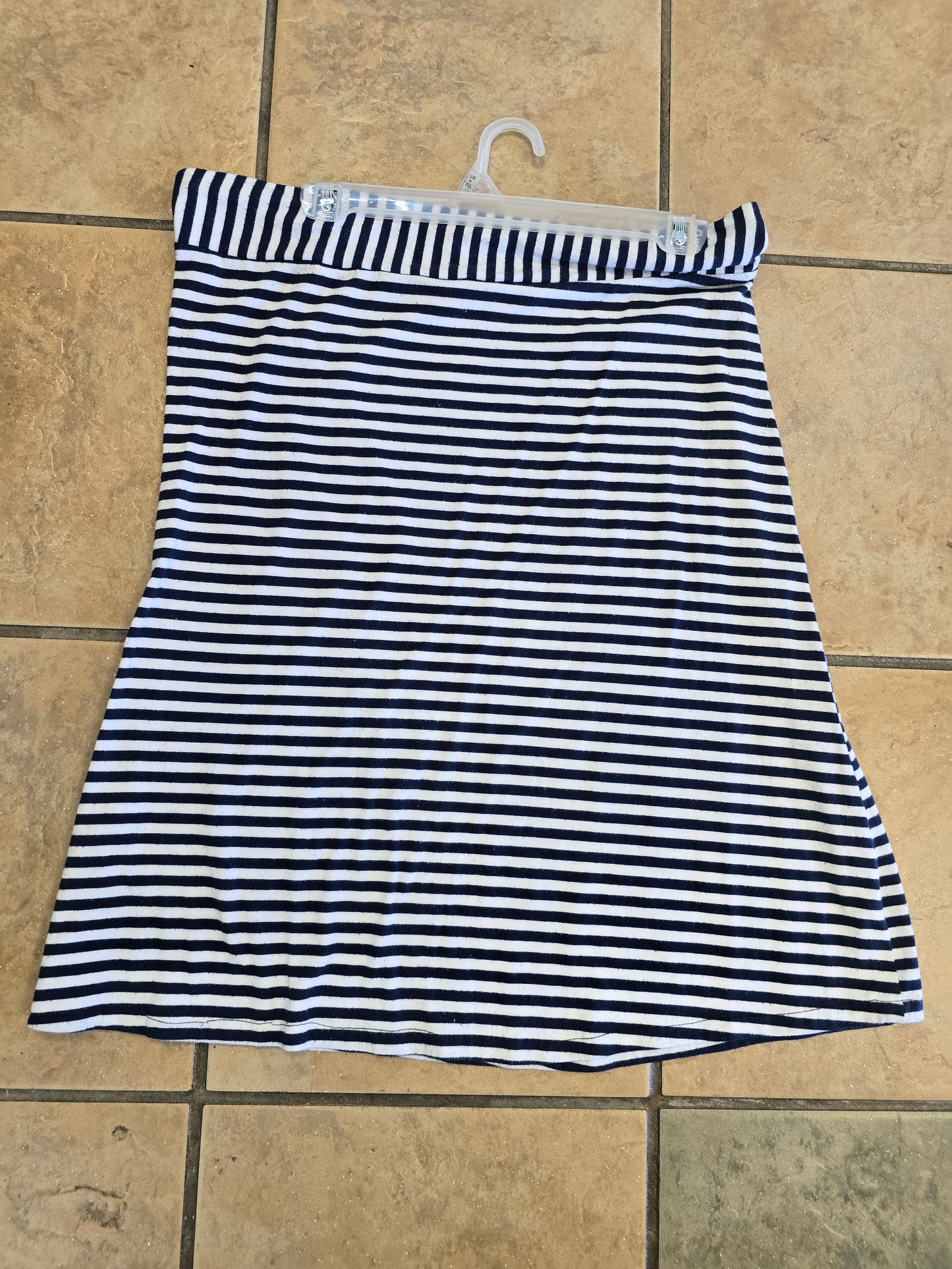 Dress barn blue and white skirt size XL image 0