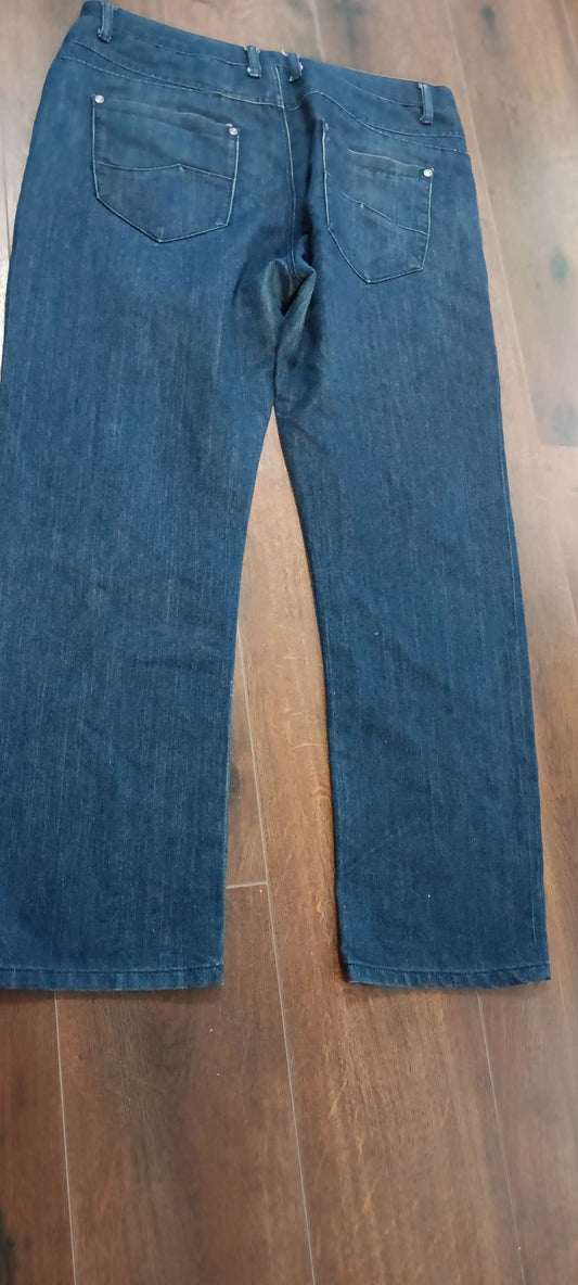 38/32  jeans image 0