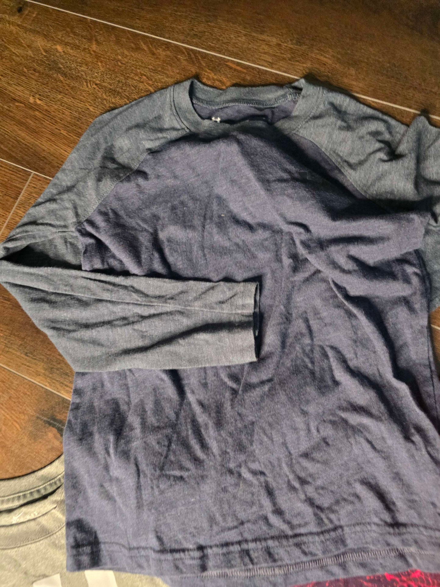 Set of 5 boys long sleeve size 7 image 2
