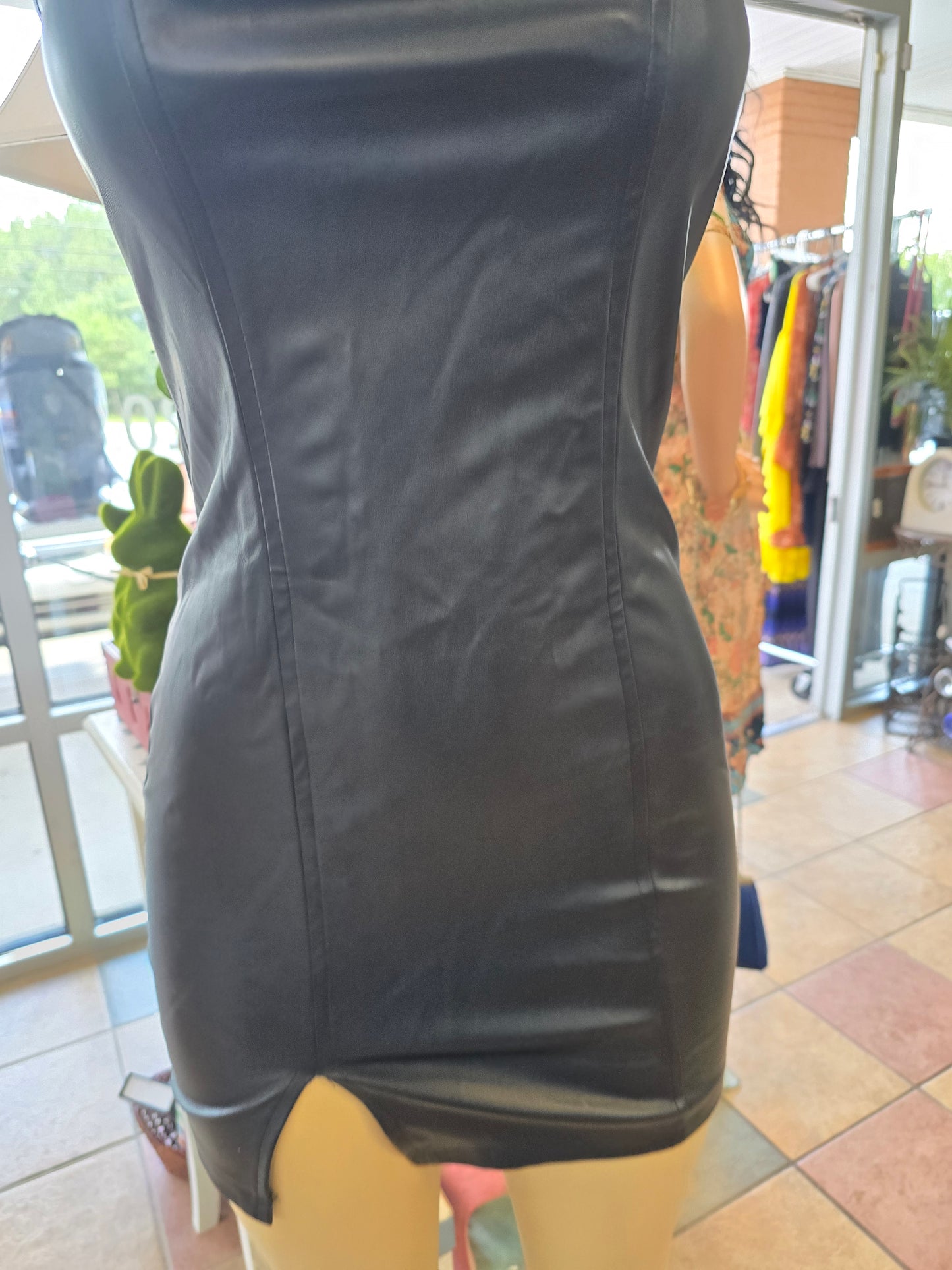 Pretty little thing leather look size 6 image 5