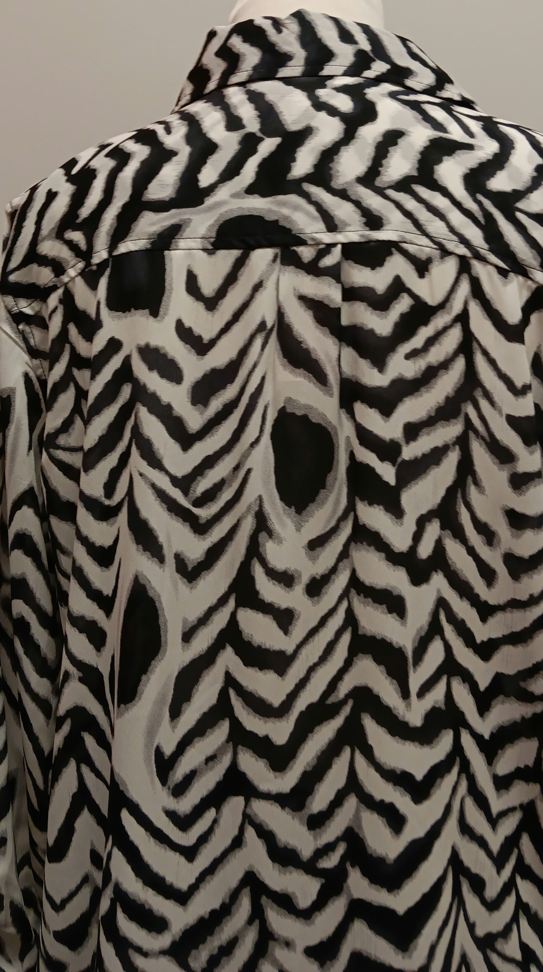 Zebra stripes dress barn blouse new with tag size 1X image 8