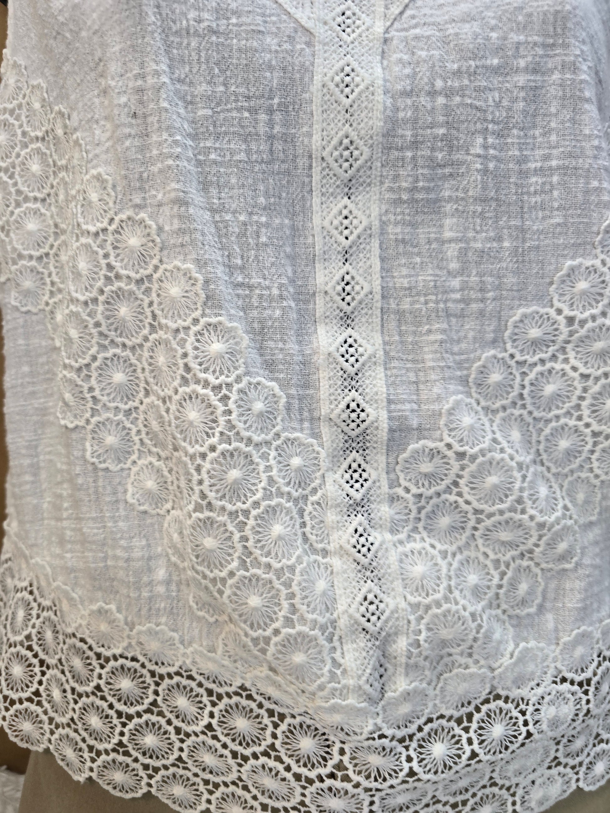 White summer blouse size L image 6