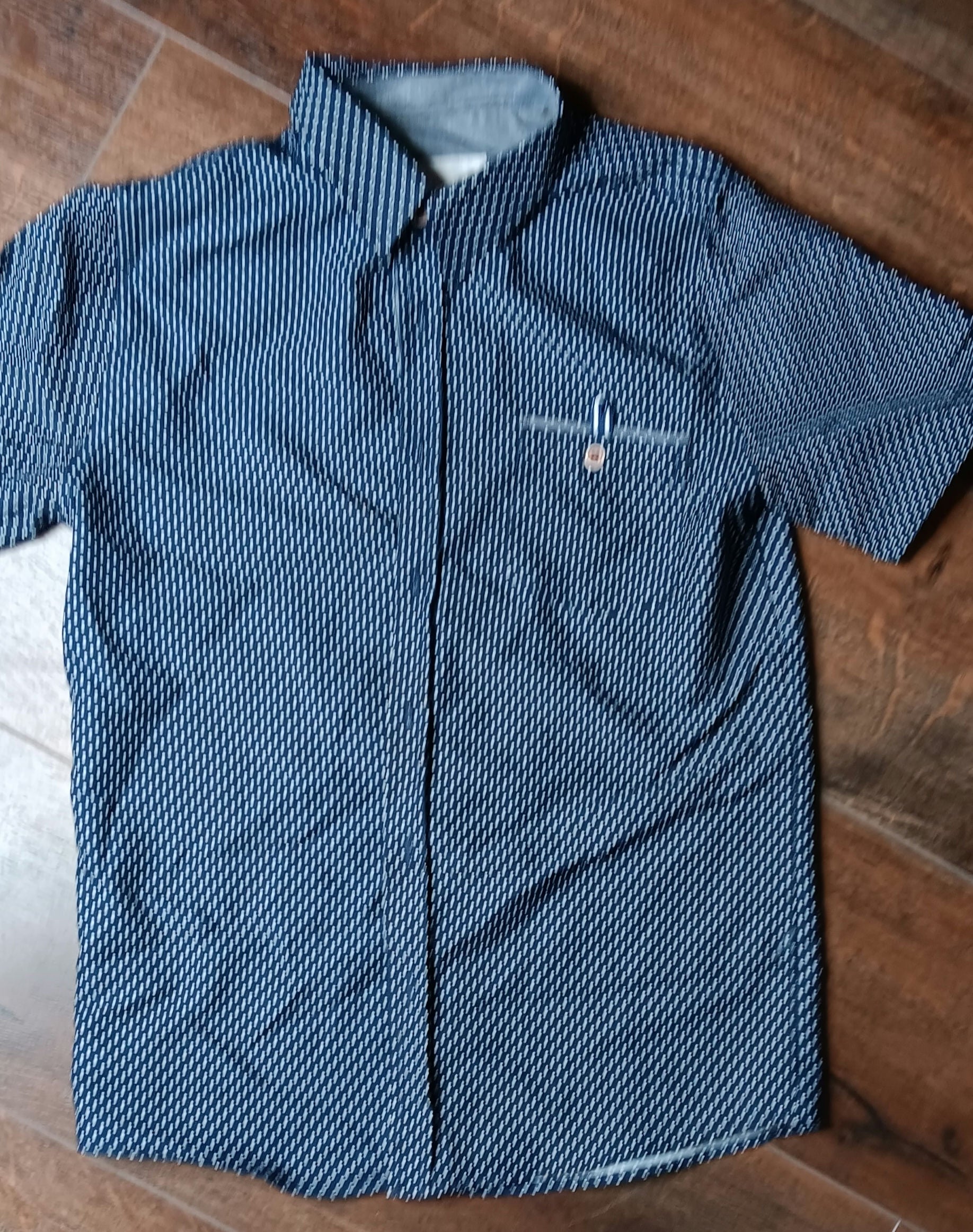 Craft +flow boys button shirt 10/12 image 0