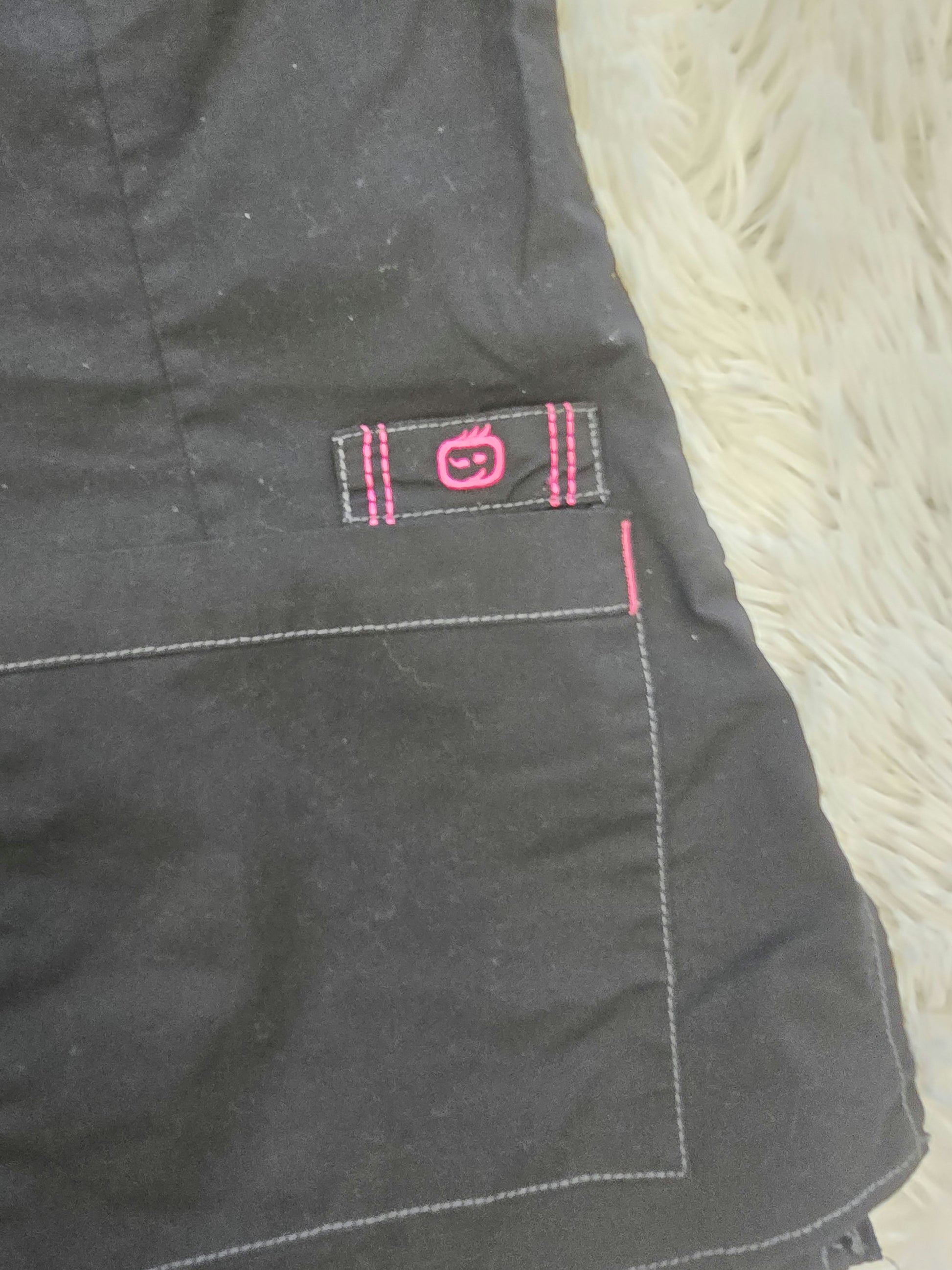 set of 3 Black Wonder Flex scrub tops, size small image 3