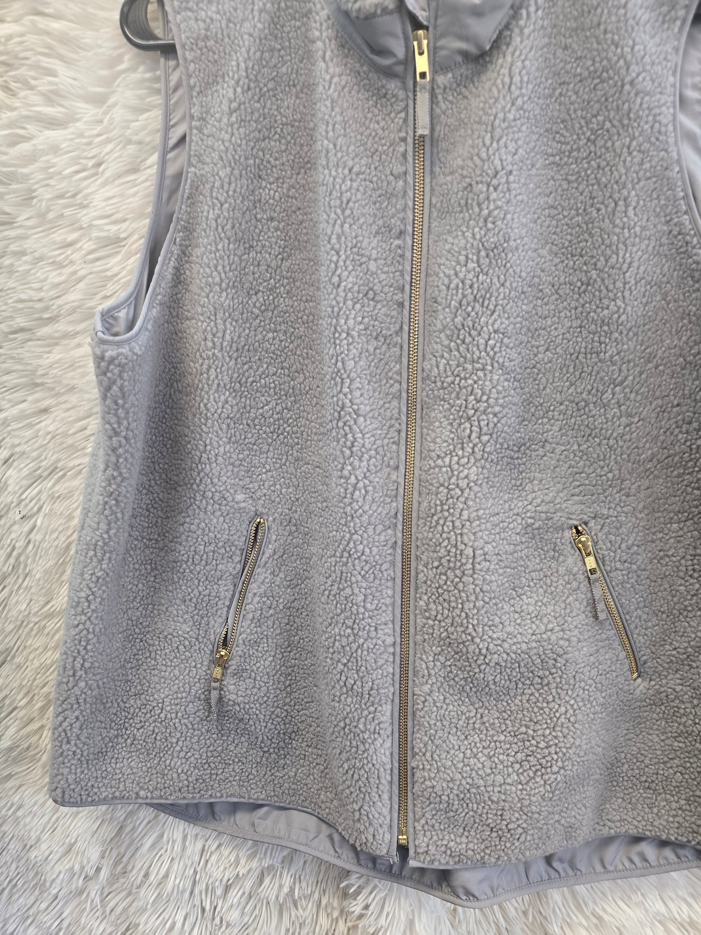 crown and Ivey Gray vest XXL image 1