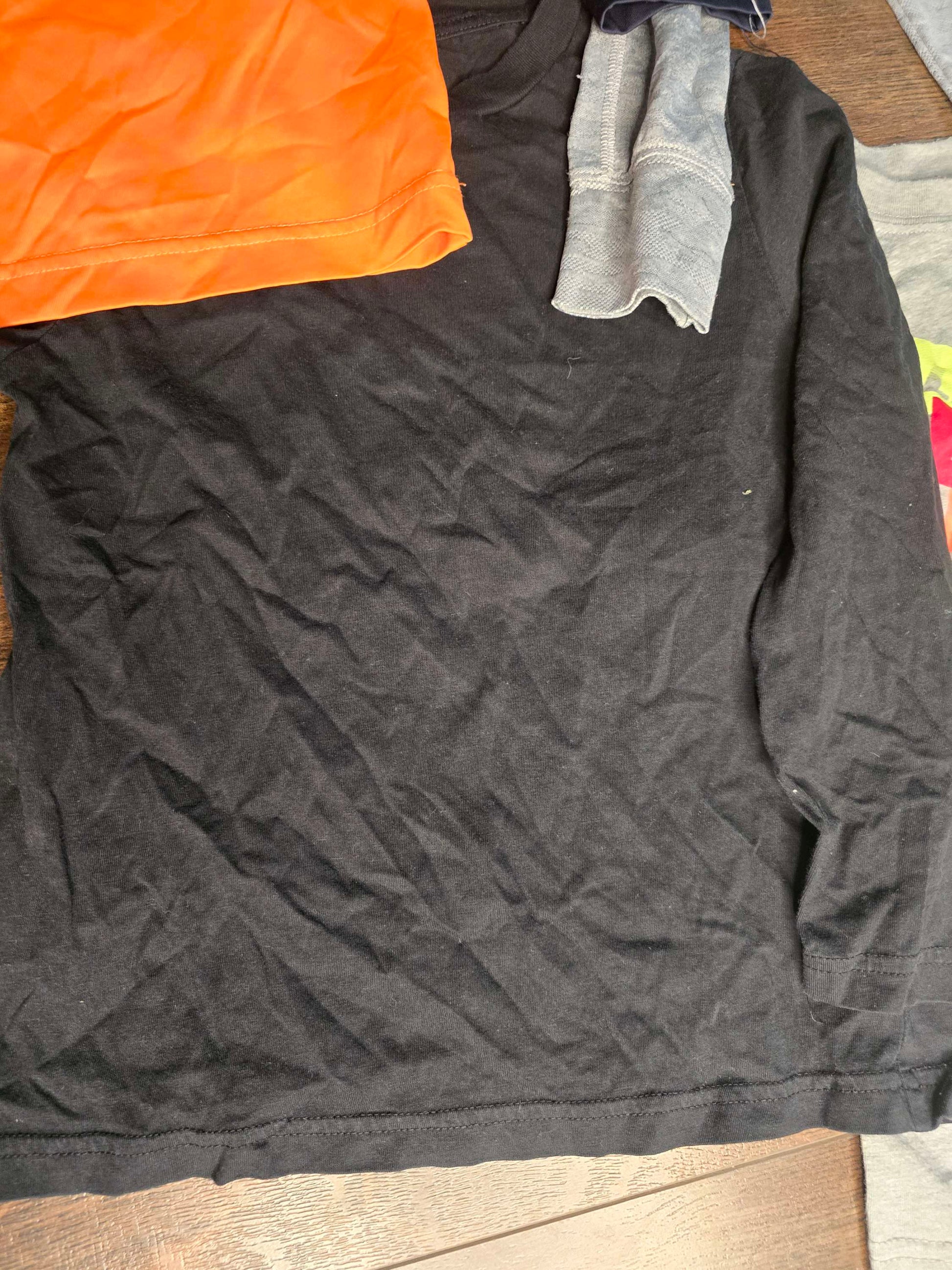 Set of 5 long sleeve boy shirt size 6 image 3