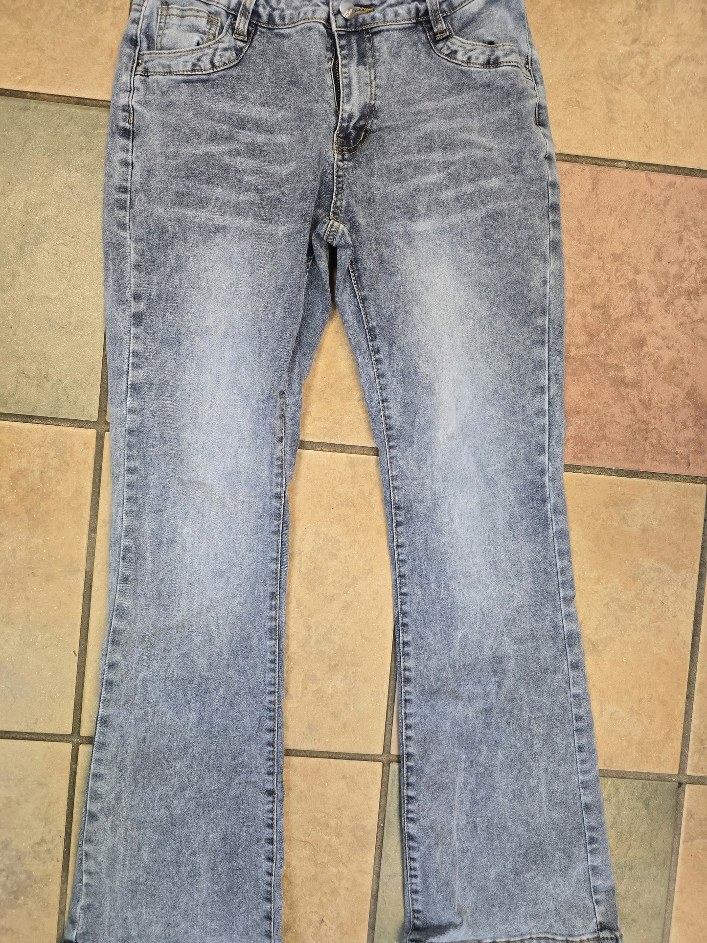 Shein girl jeans size L image 0