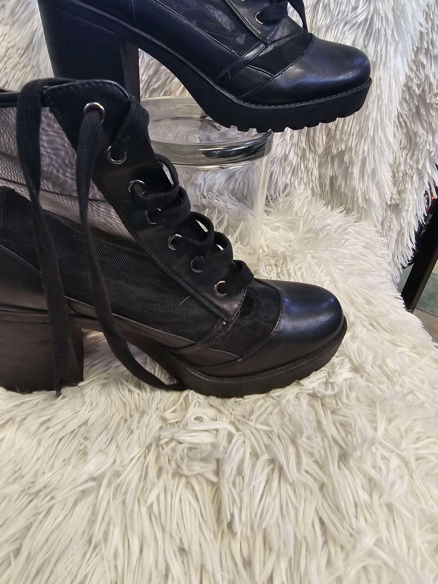 women Combat boots size 10 image 4