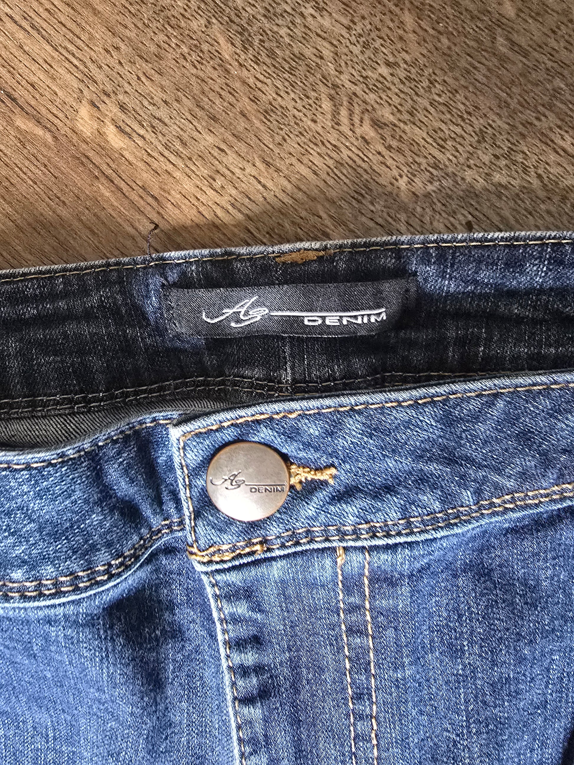 Women jeans/denim size 22 image 2