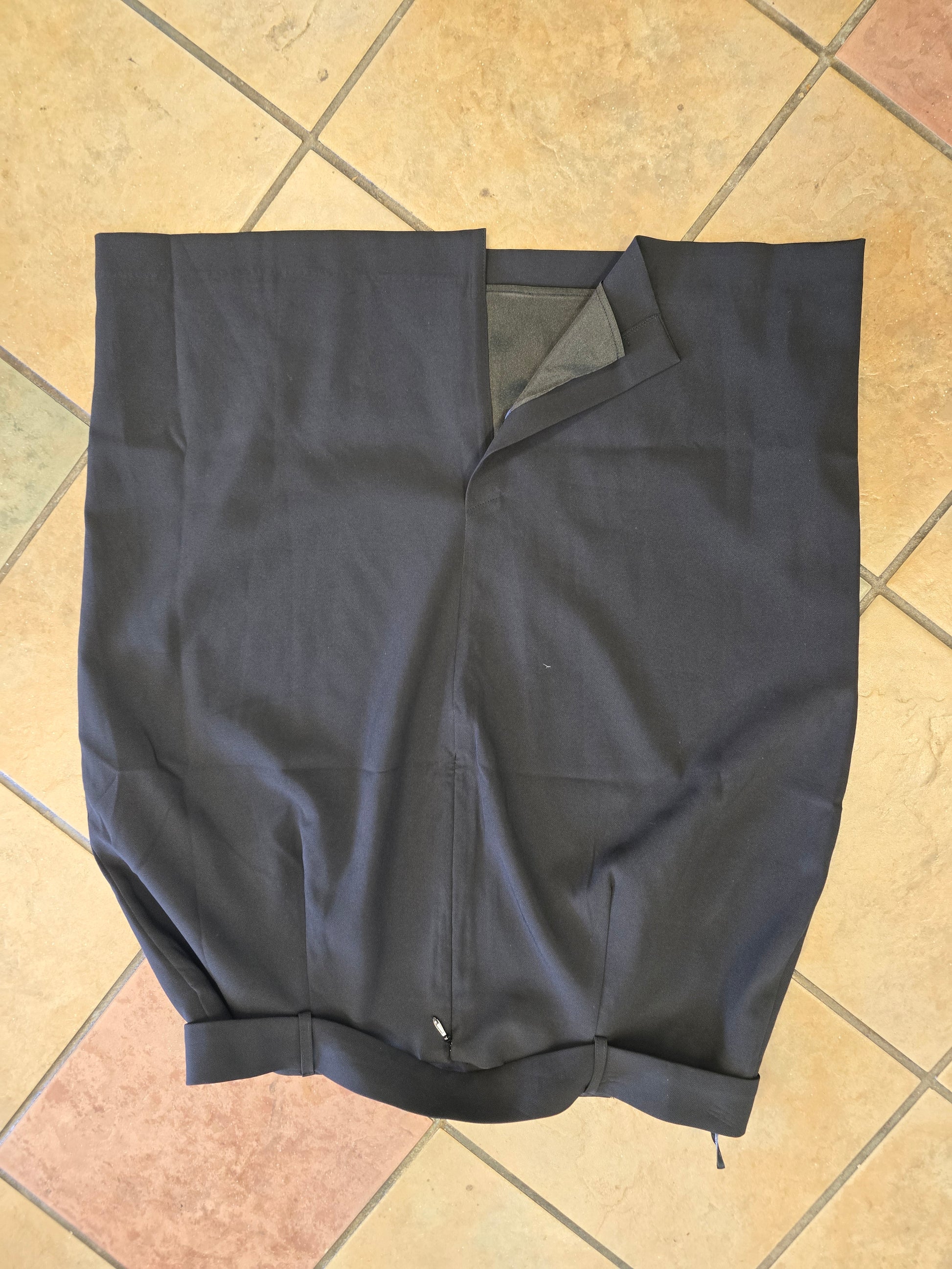 City Chic black skirt size 22 image 6