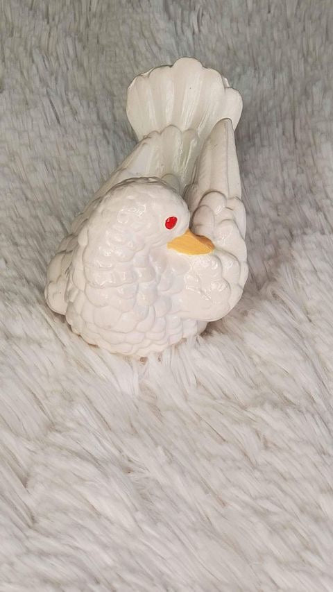 Pair white doves image 1