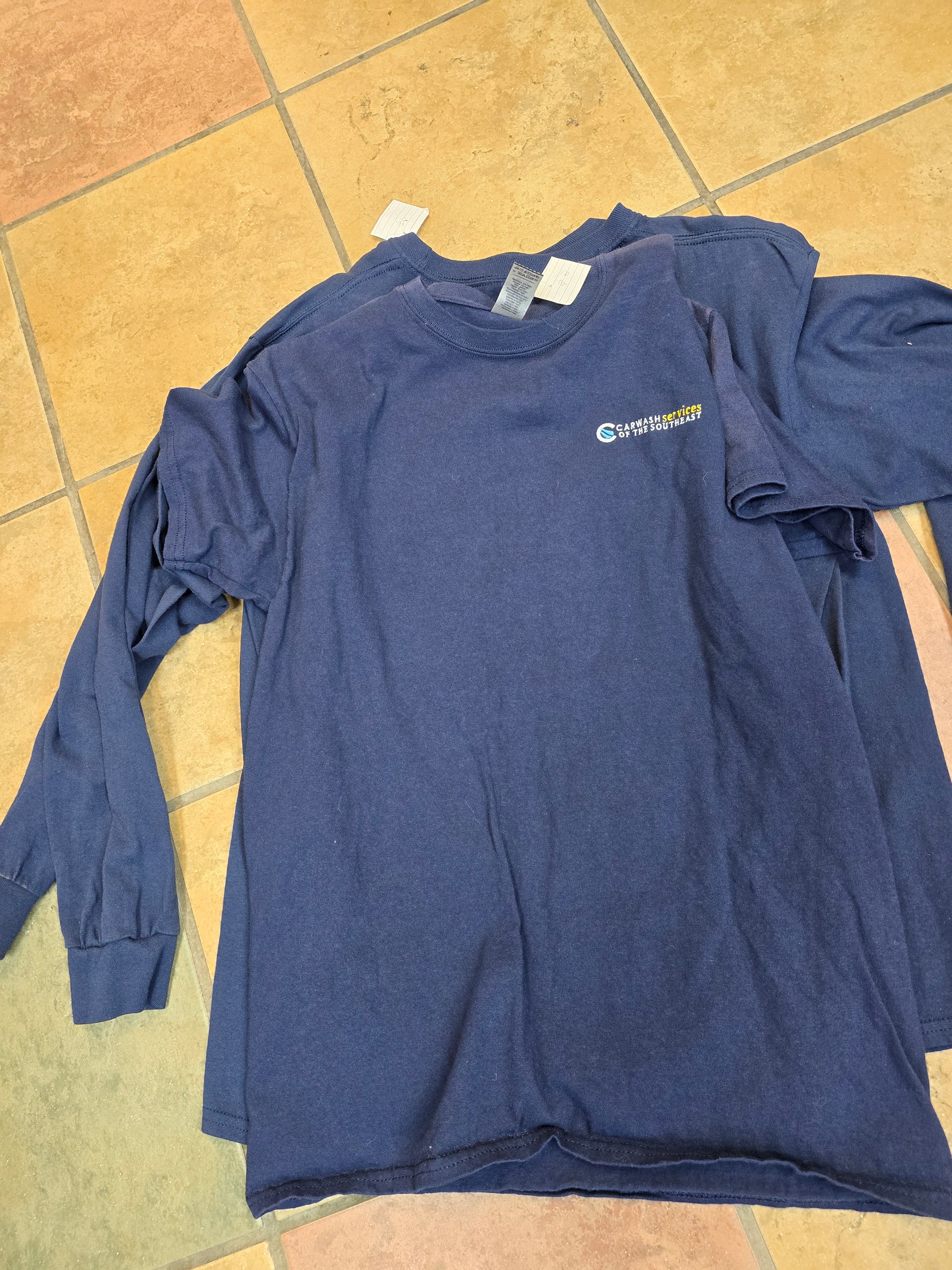 Set of 4 work shirt image 5