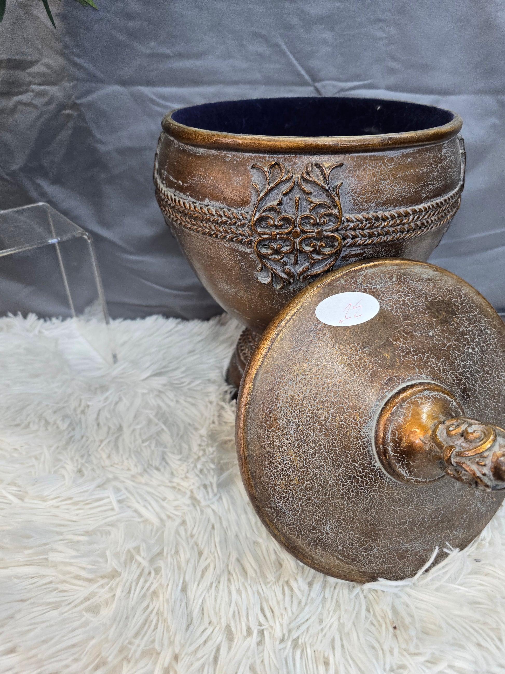 Ornate Baroque resin urn image 0