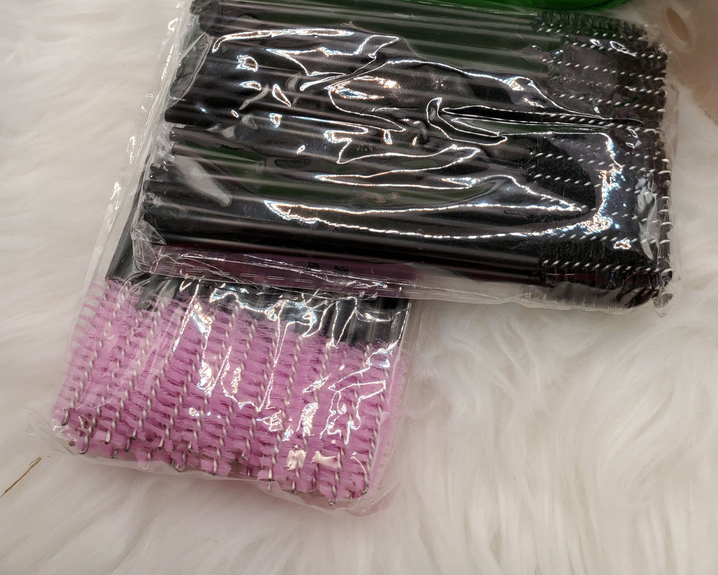 Lash shampoo and brush image 5