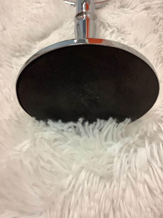 Silver two ring towel holder image 2