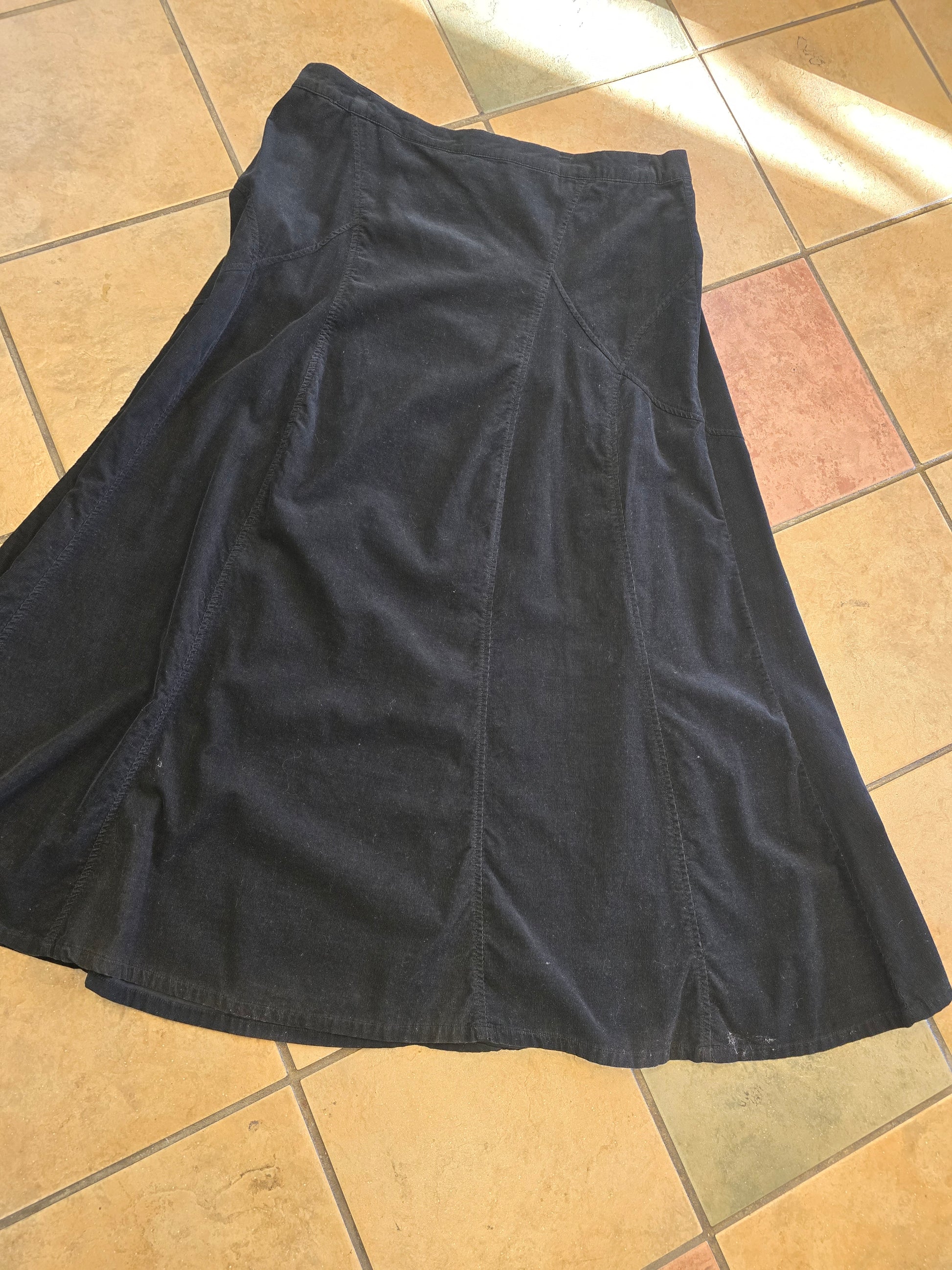 Corduroy ankle length skirt size 14 image 4