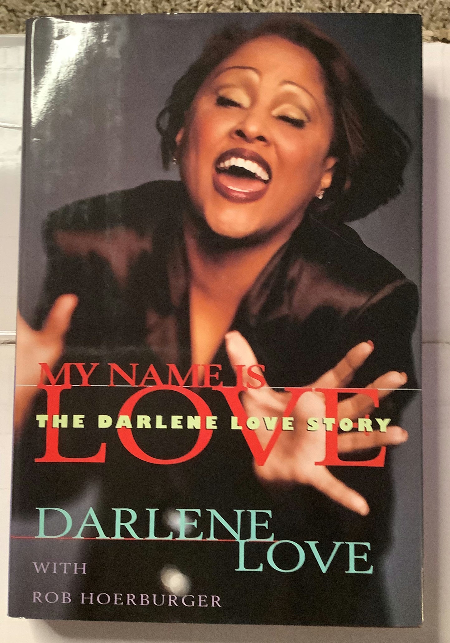 Between Each Line of Pain and Glory: My Life Story by Gladys Knight – Hardcover  image 1