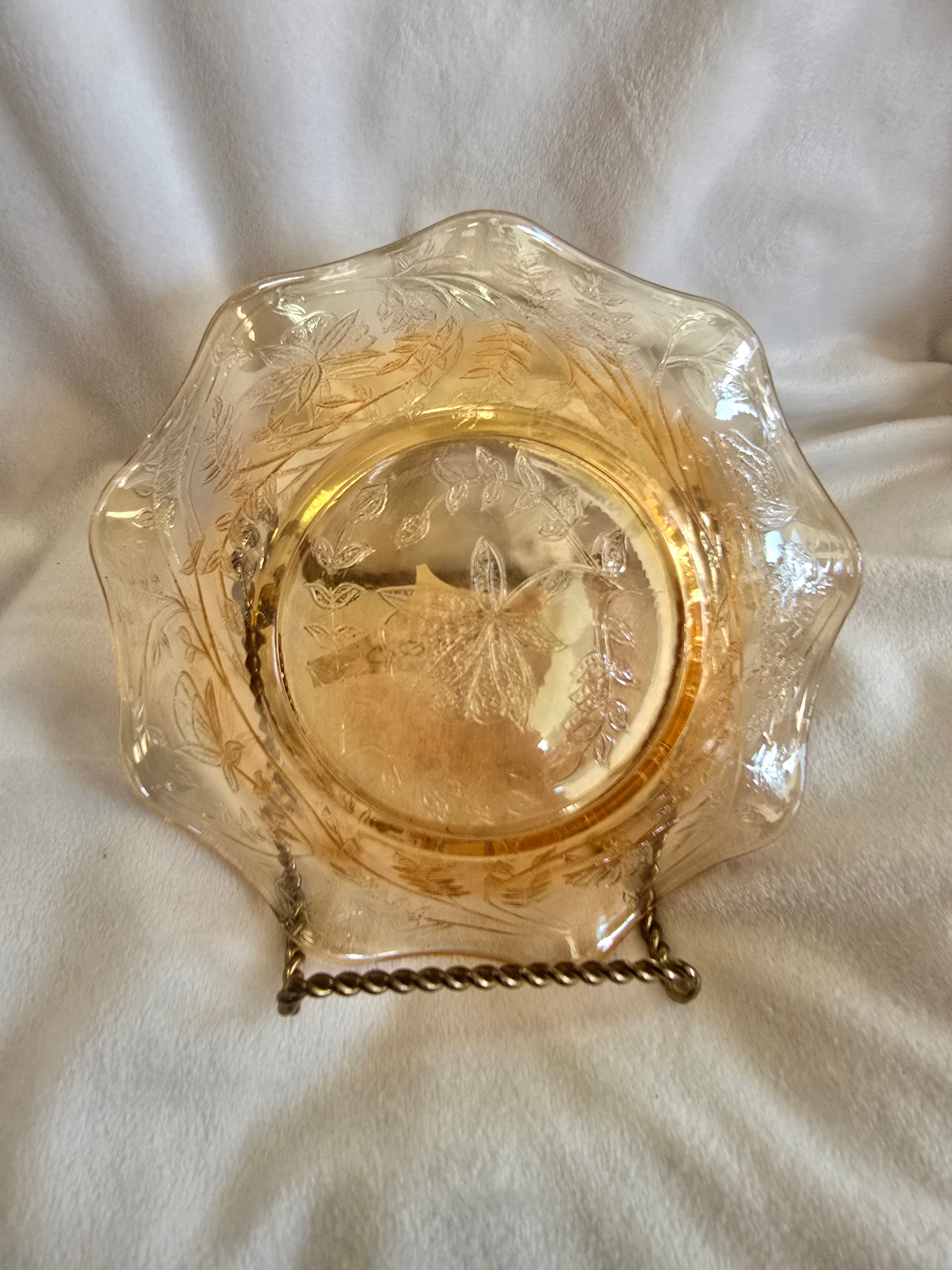 Vintage Jeannette Glass Floragold Louisa pattern Carnival glass serving bowl wit image 2