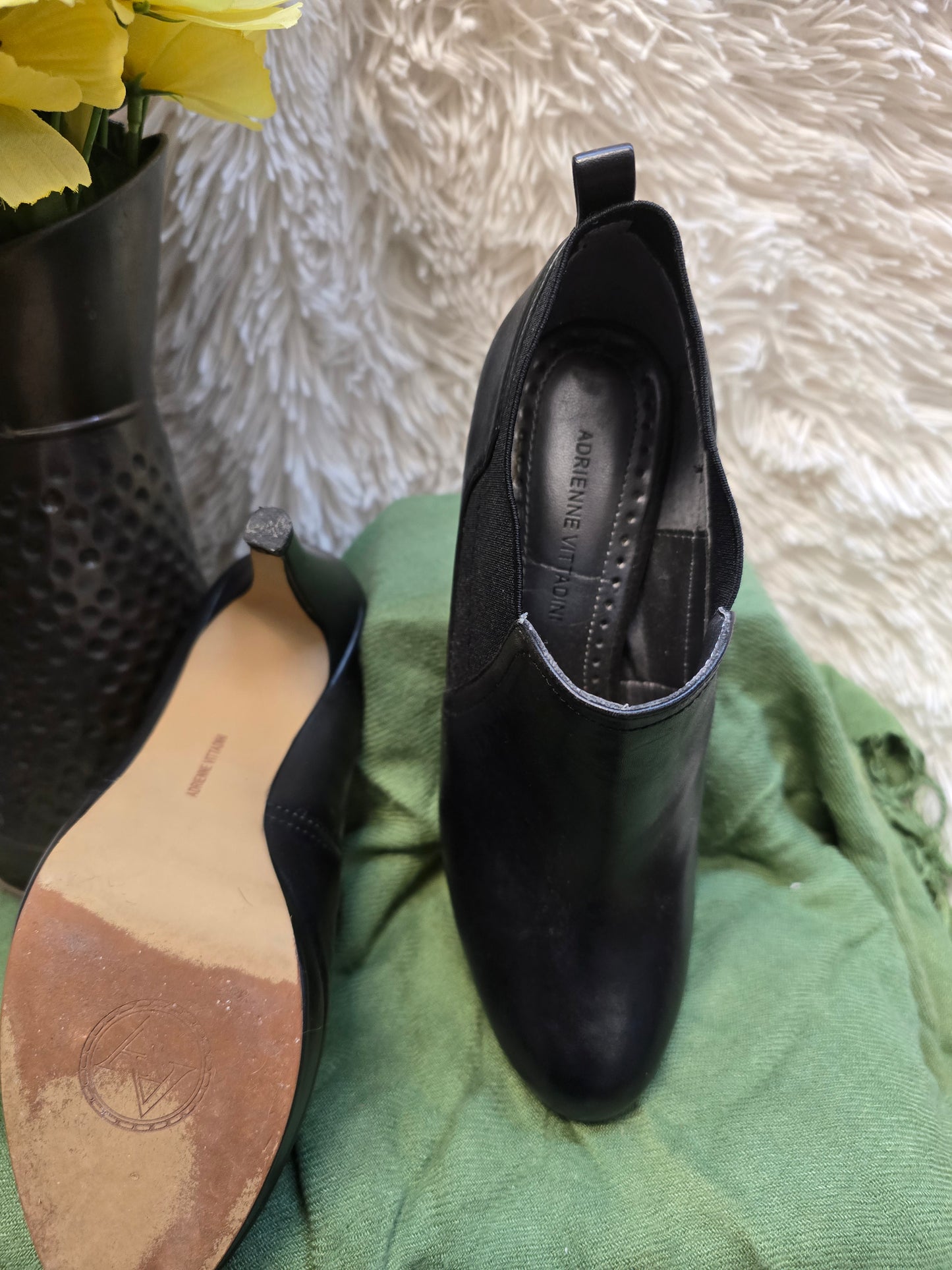 Adrienne Vittadini shoe size 6M image 5