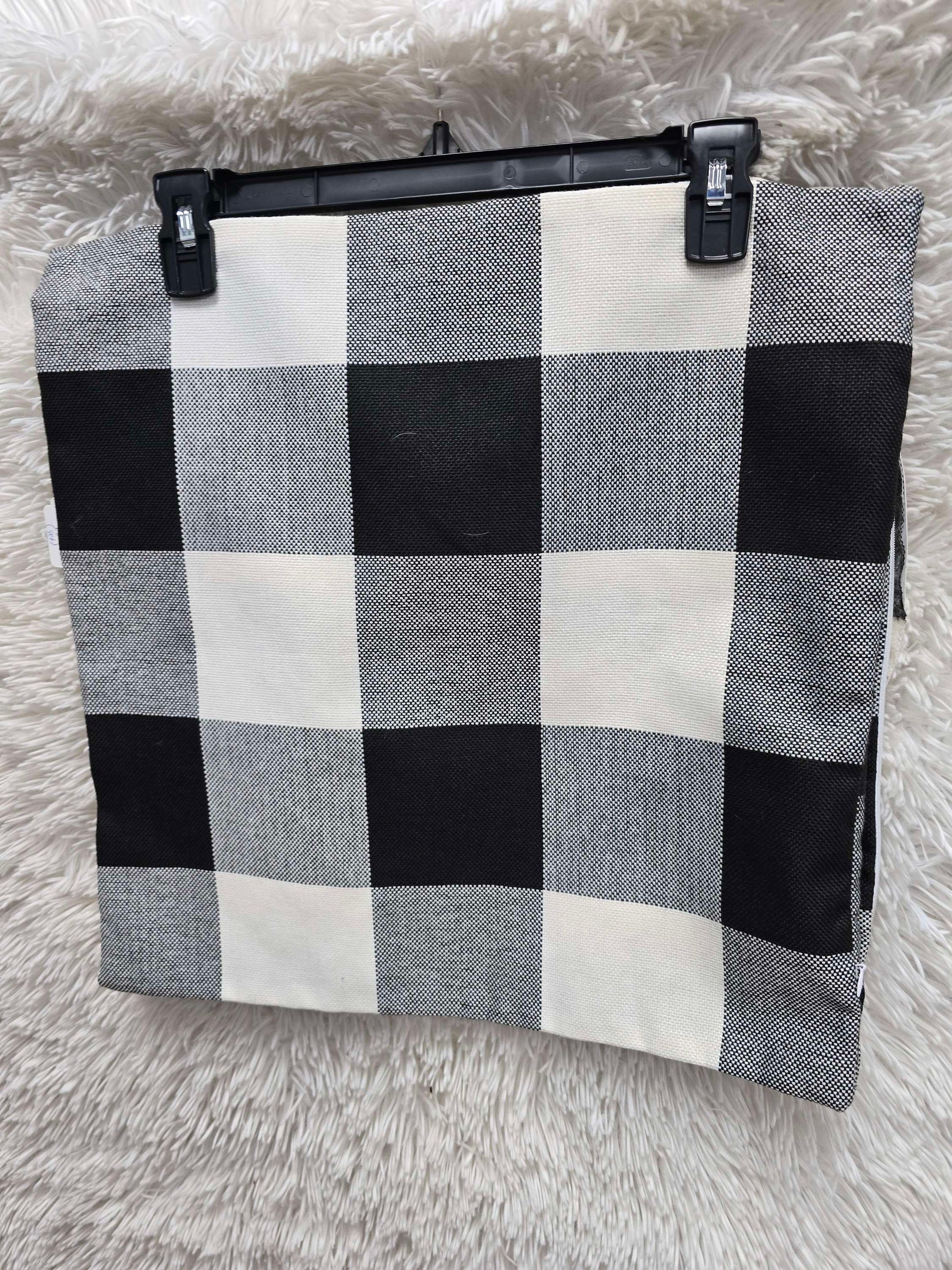 Pair plaid black and gray pillows image 1