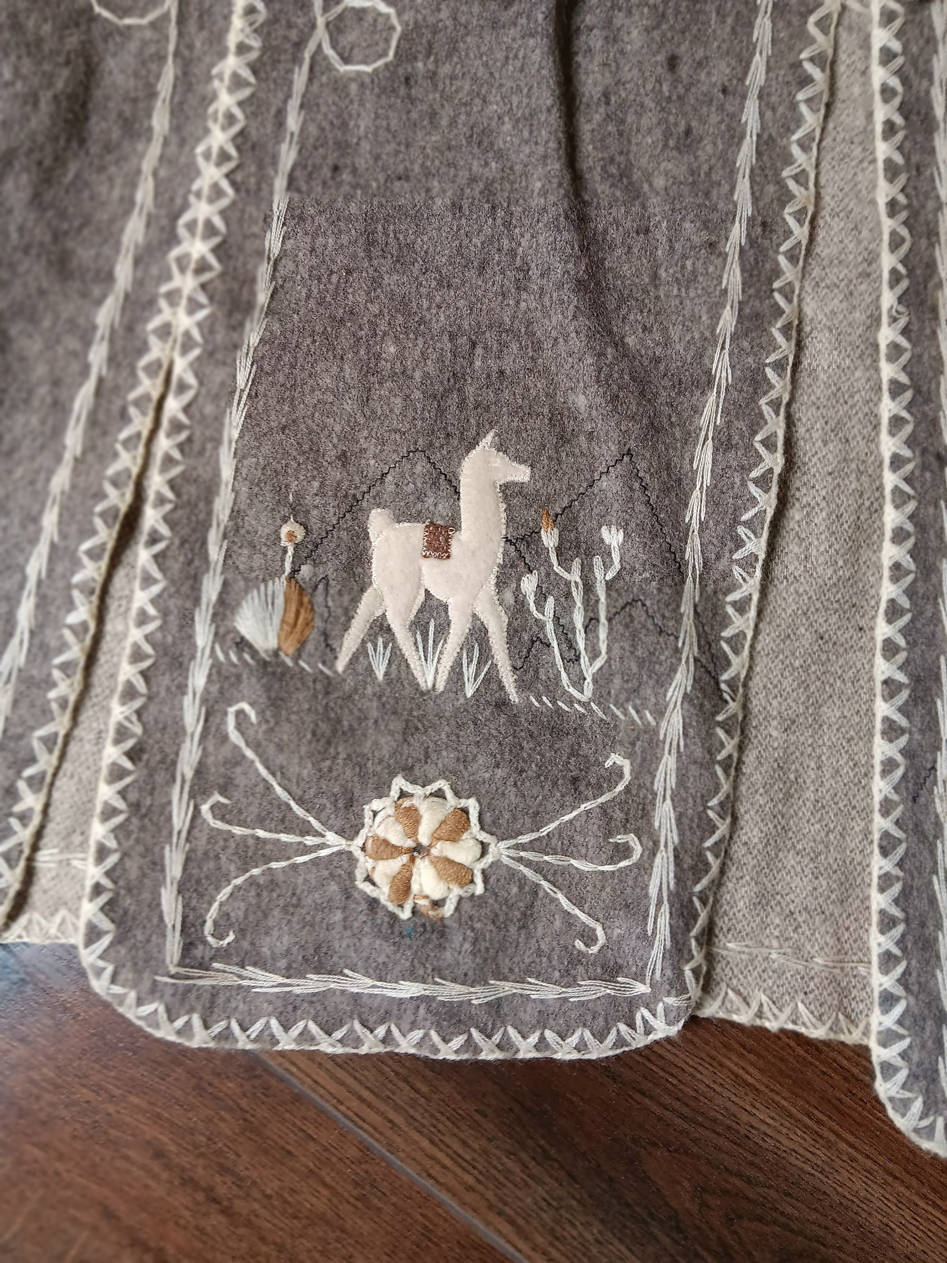Authentic Alpaca poncho gray image 2
