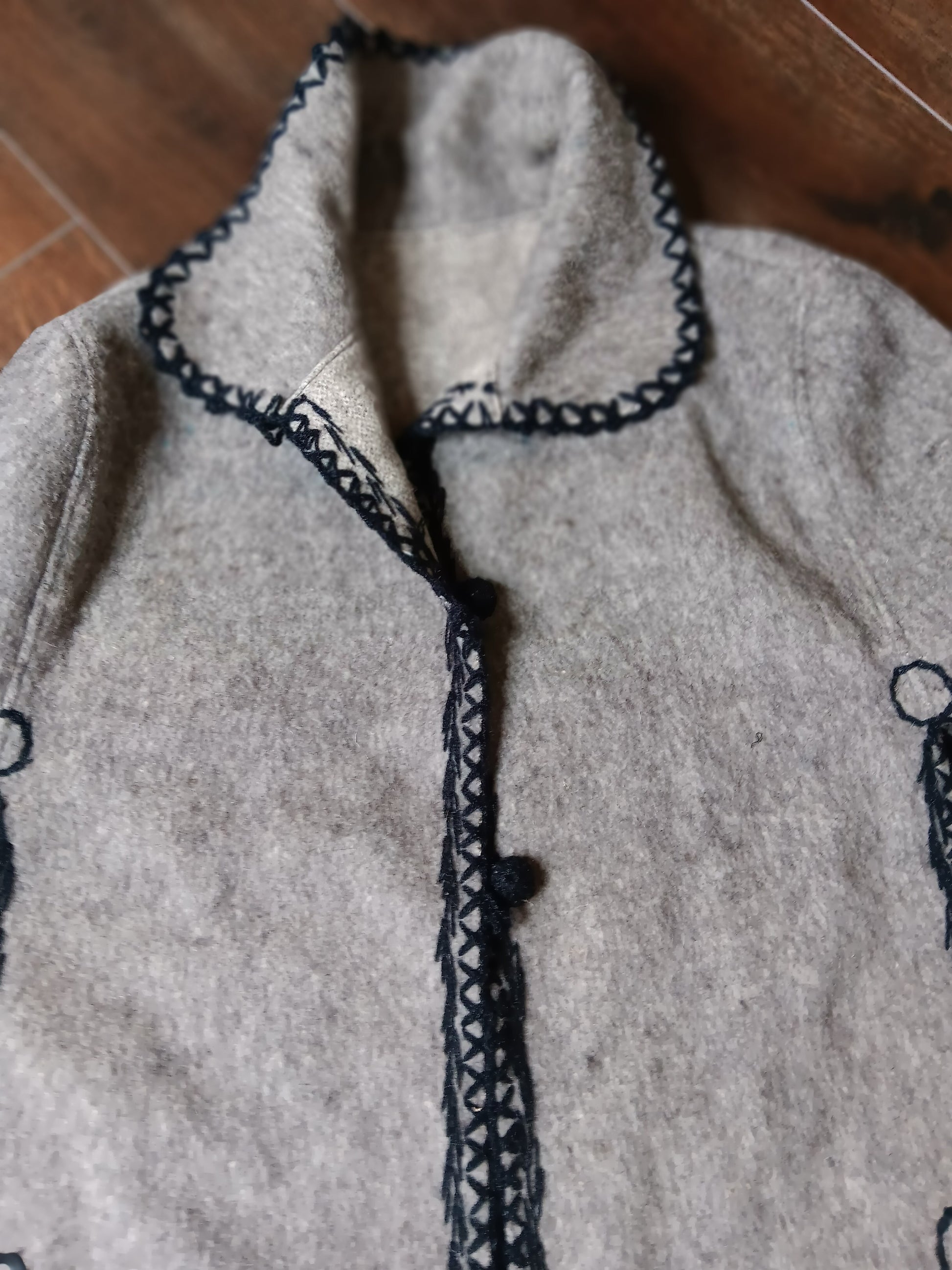 Authentic Gray and black alpaca poncho image 4