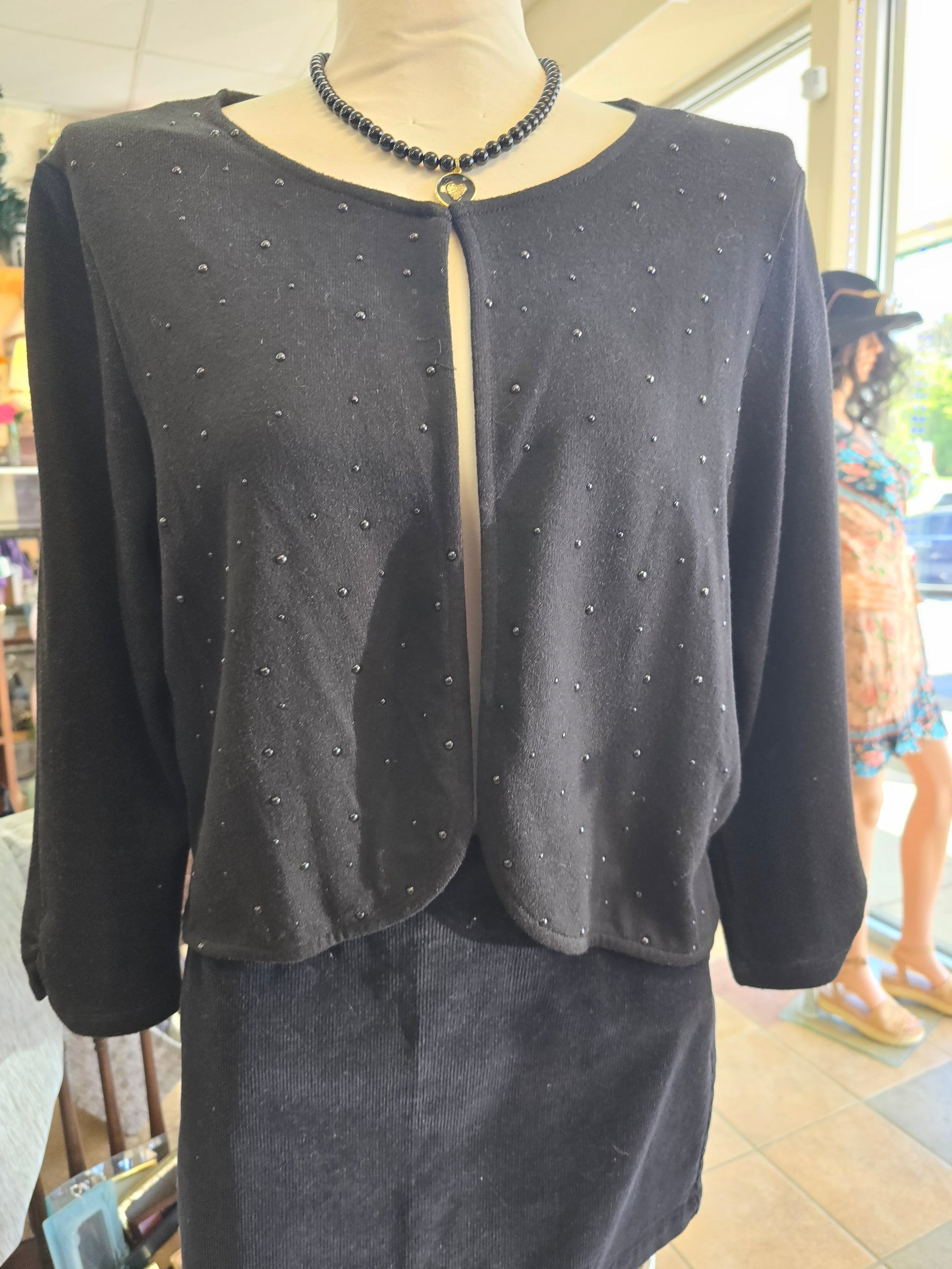 Sweater size L image 0