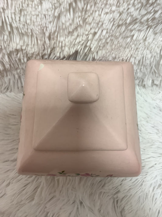 Pink rose container image 1