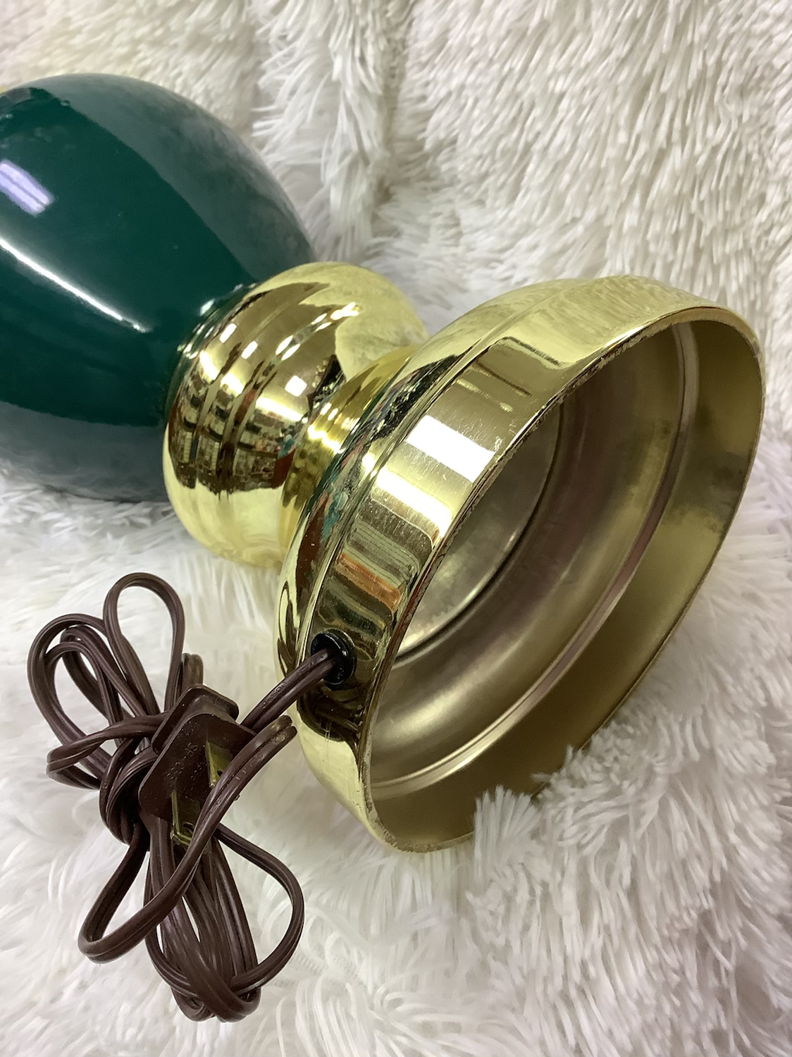 Green and gold lamp image 4