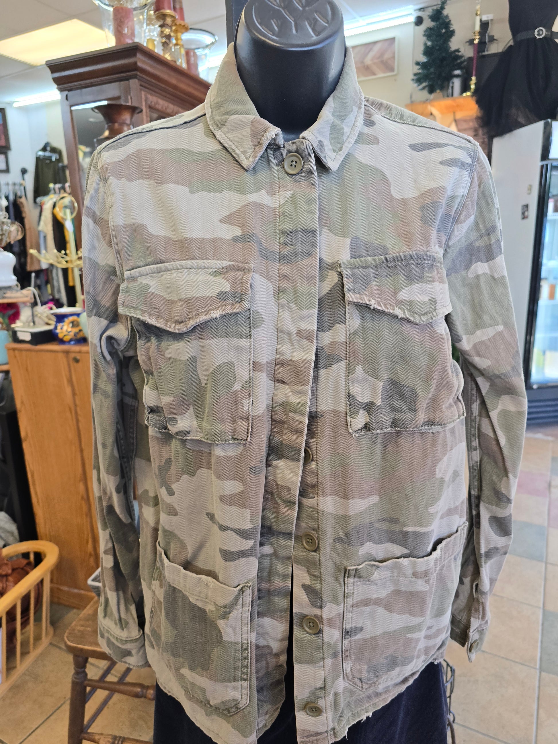 Camouflage button front blouse size 4 image 3