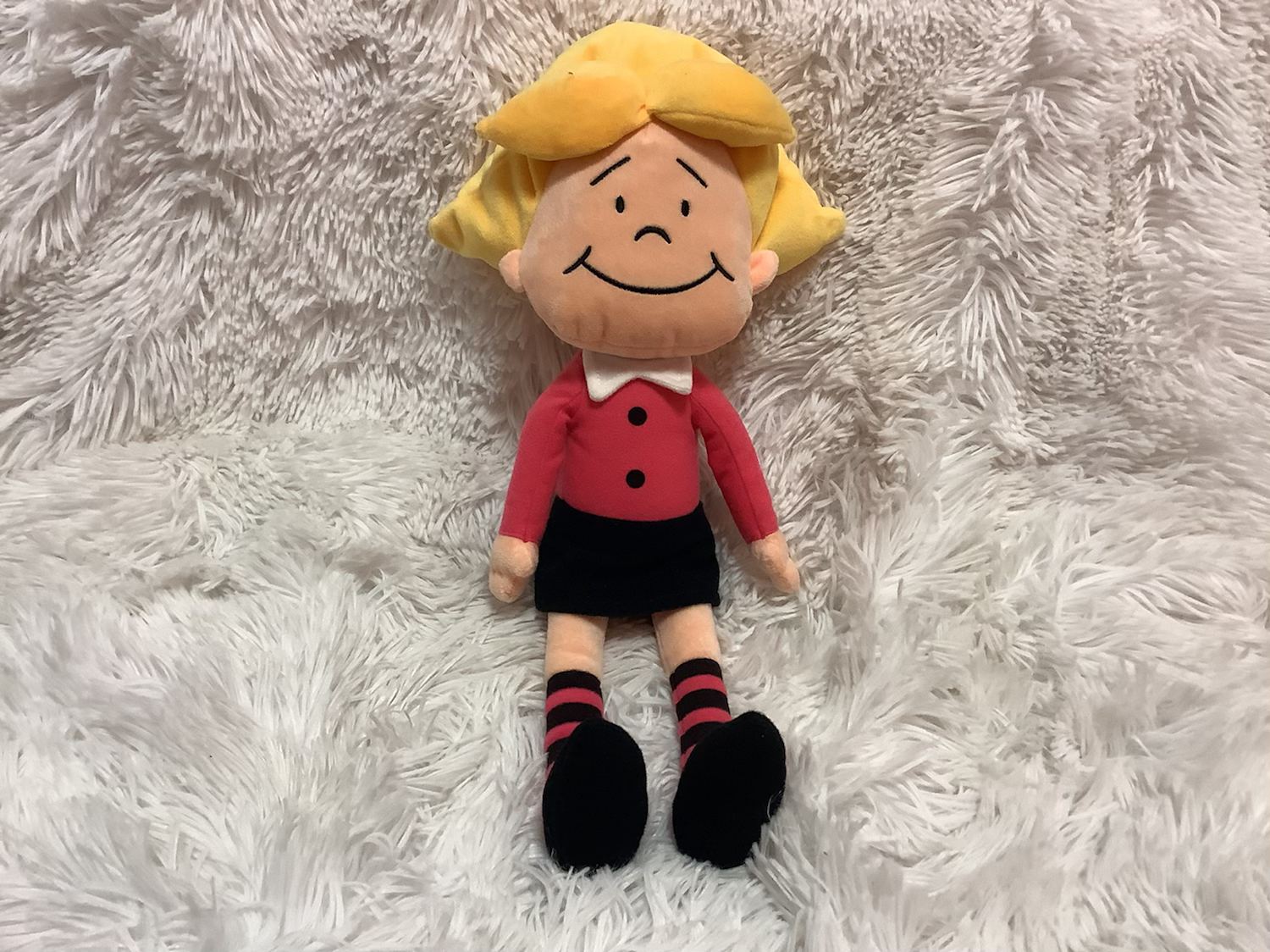 Plush Girl Doll from Clifford BigRed Dog image 2