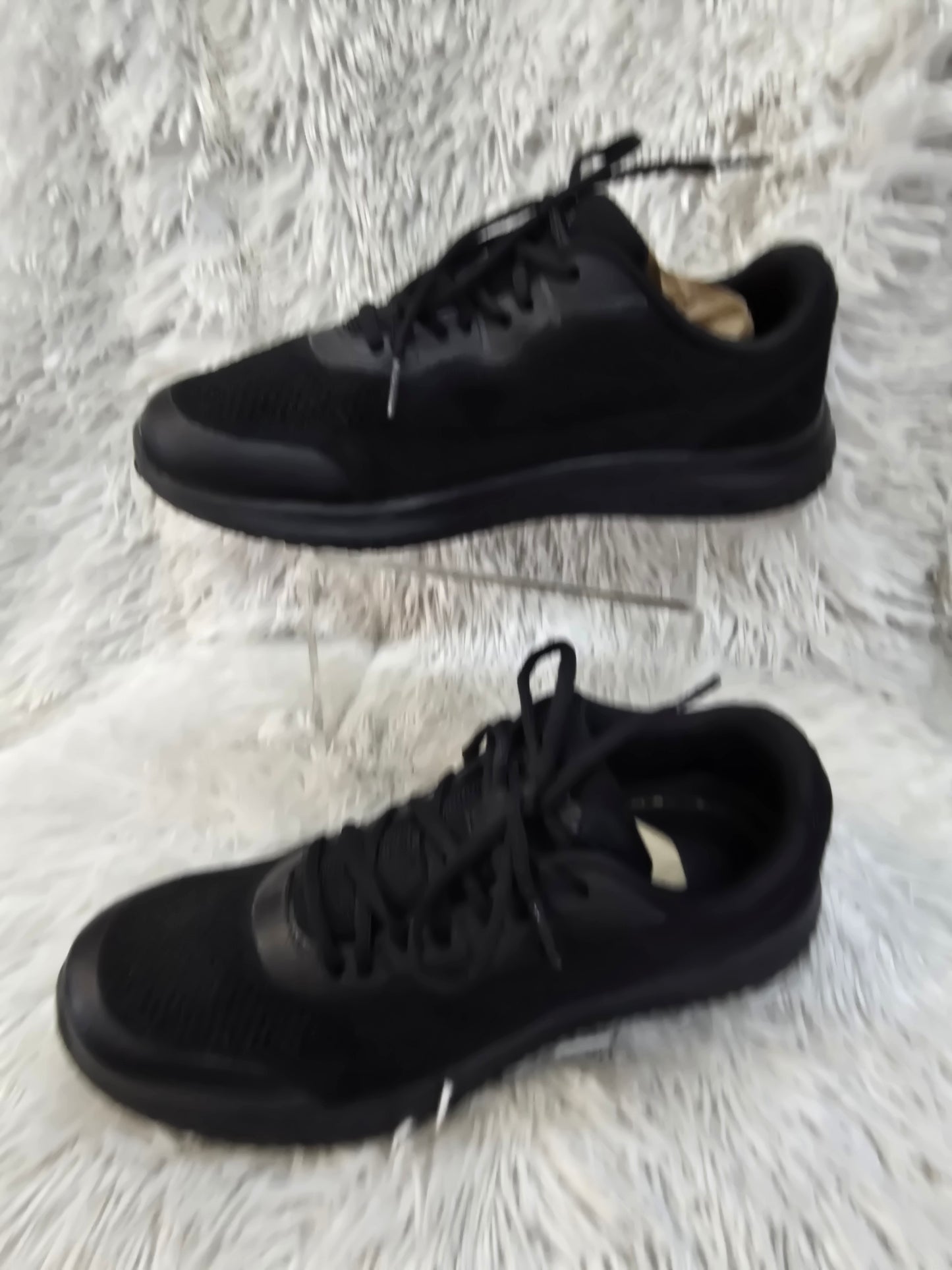 Tredsafe black nonslip shoe MEN SIZE 9 image 0