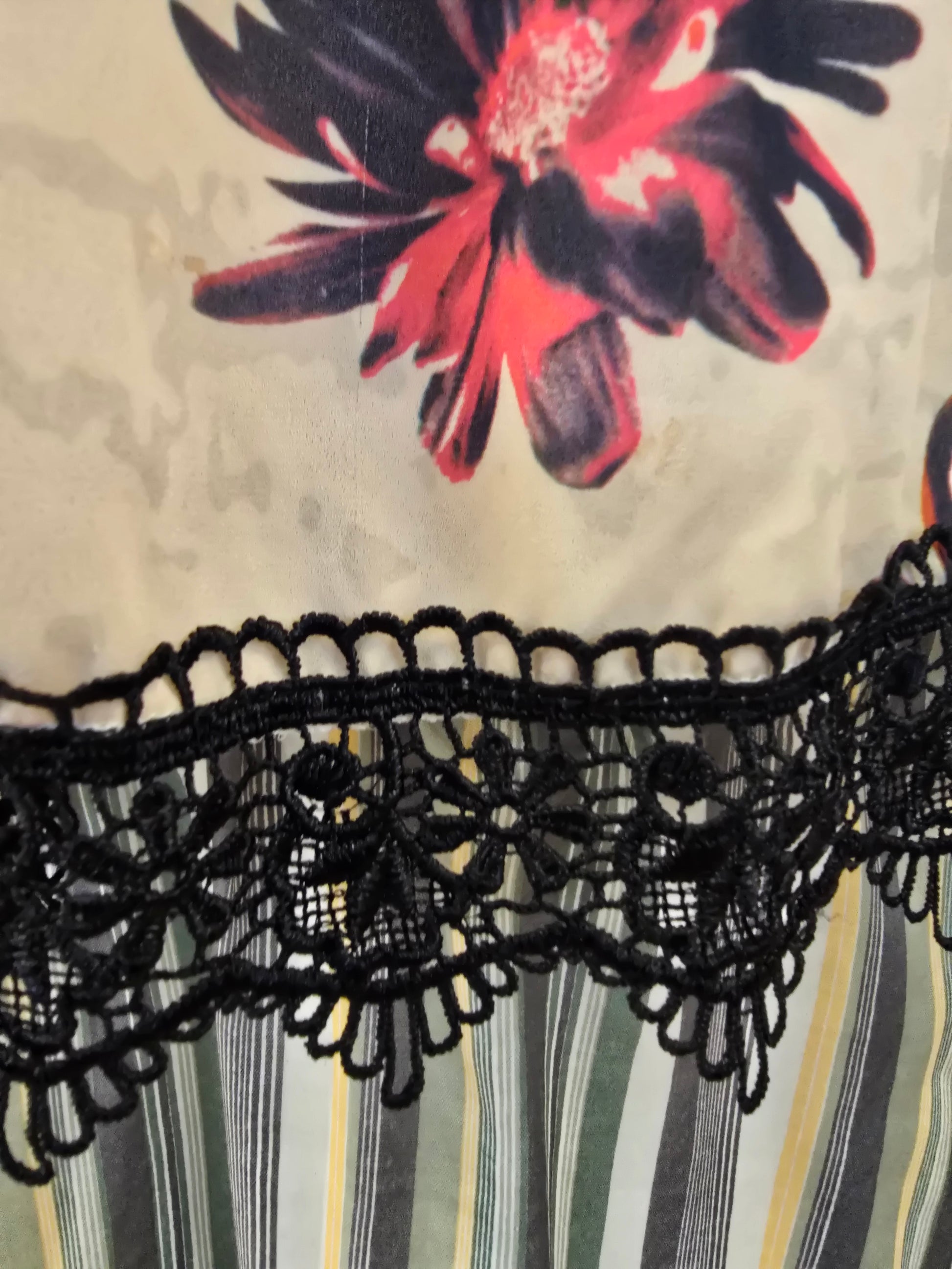 Mine Spaghetti sleeve blouse L image 2