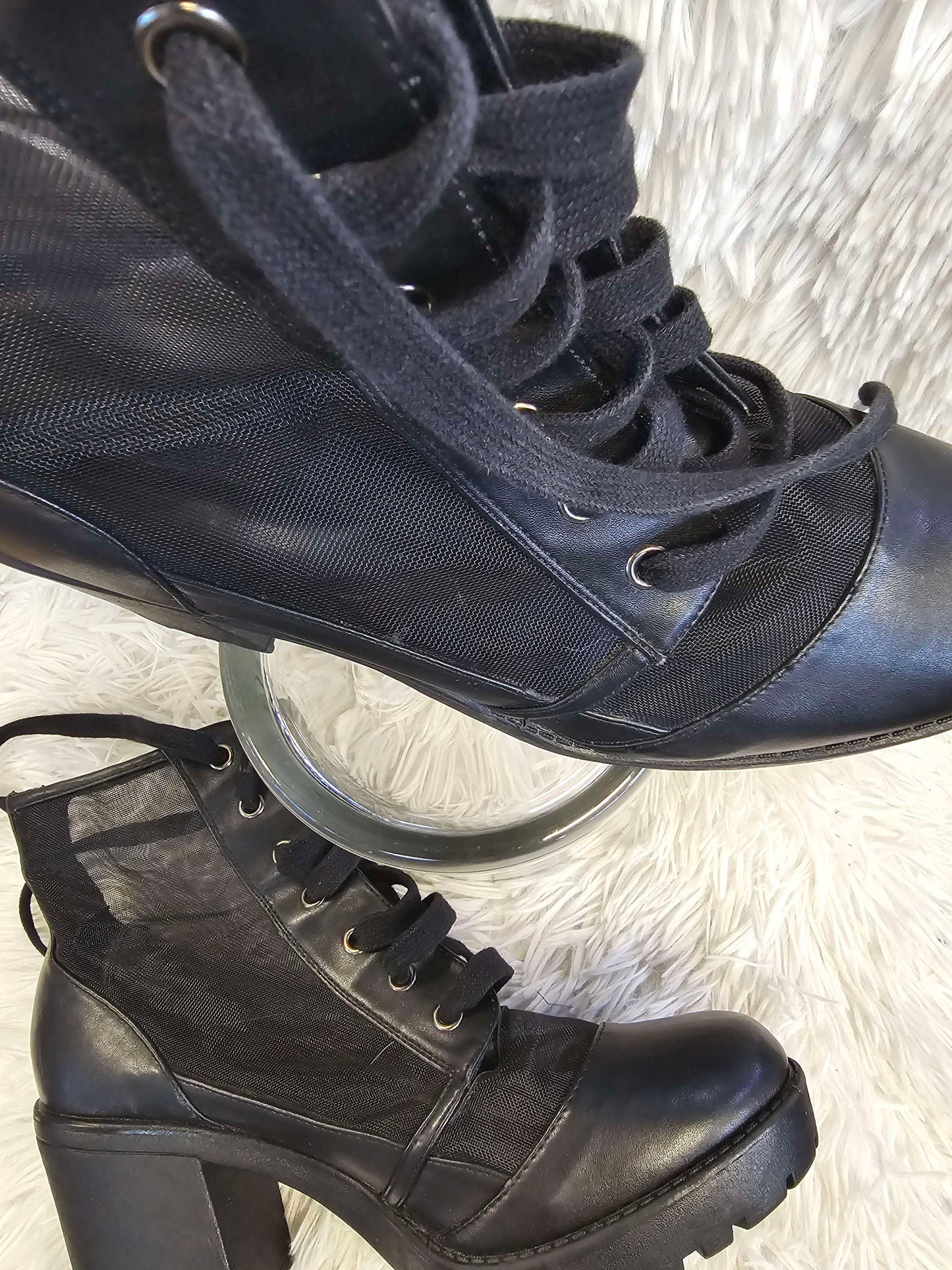 women Combat boots size 10 image 6