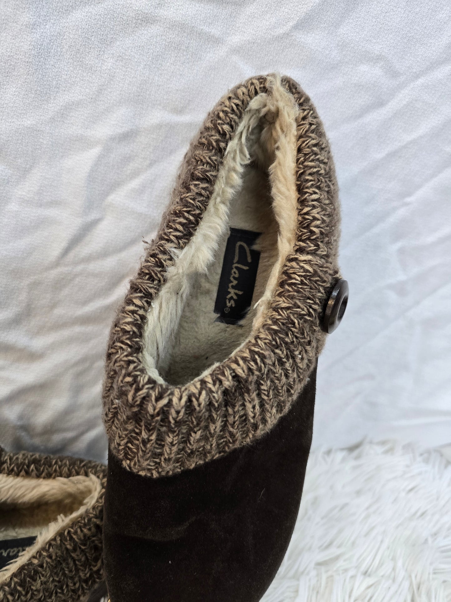 Clarks soft slipper  image 2