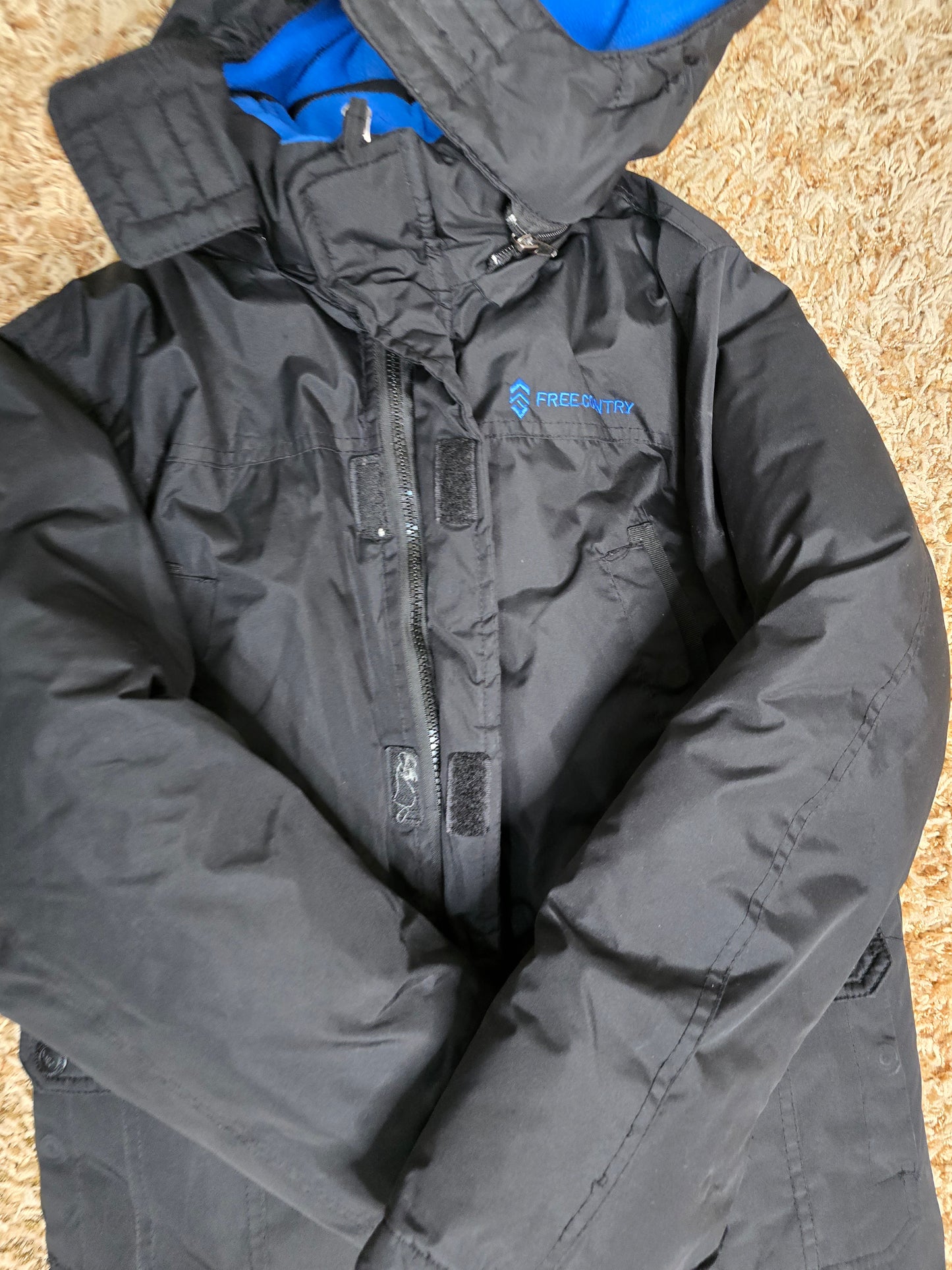 Puffy winter coat 10/12 image 3