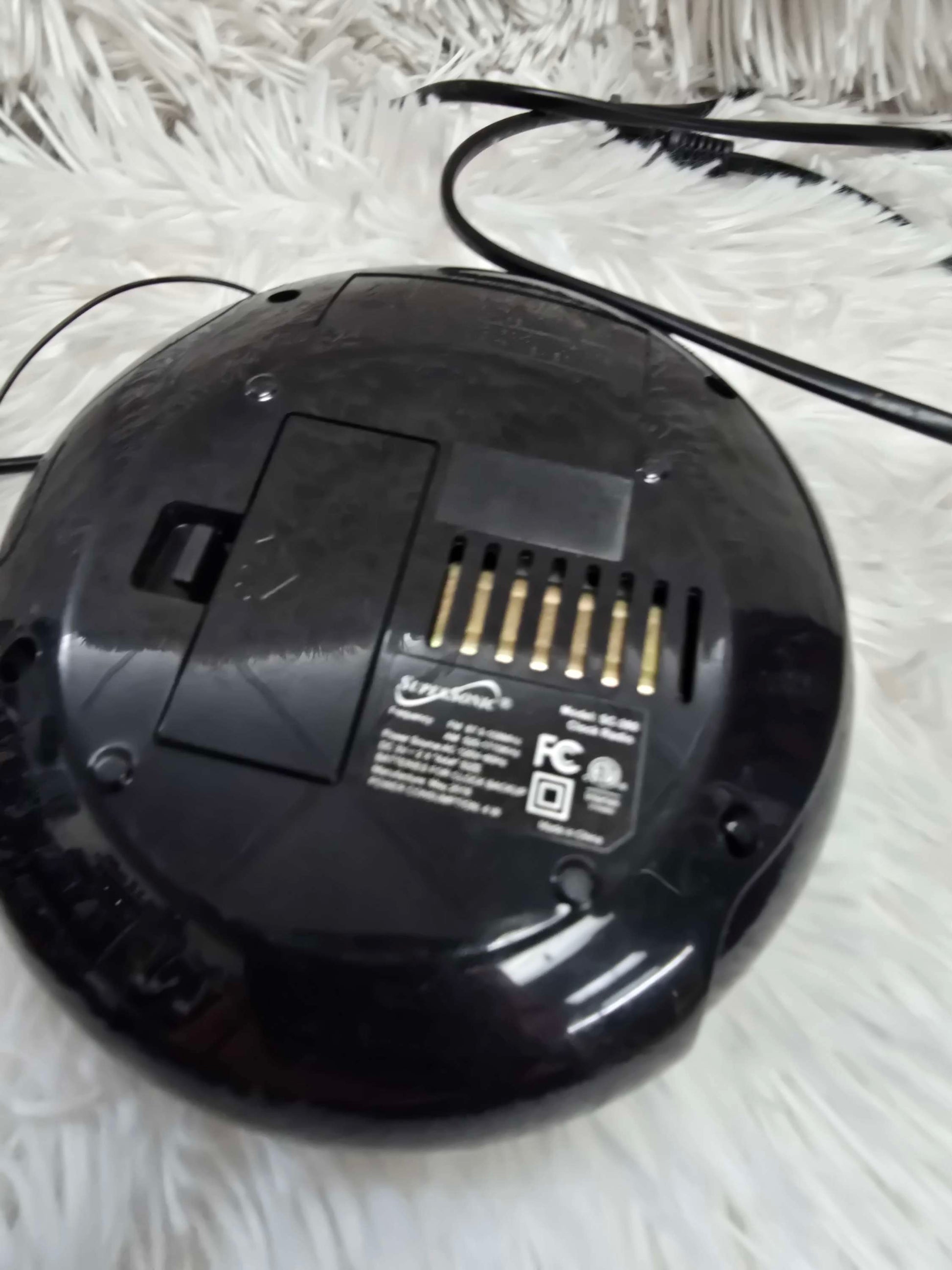 Supersonic Sc380 Dual Alarm Clock Am/fm Radio image 4