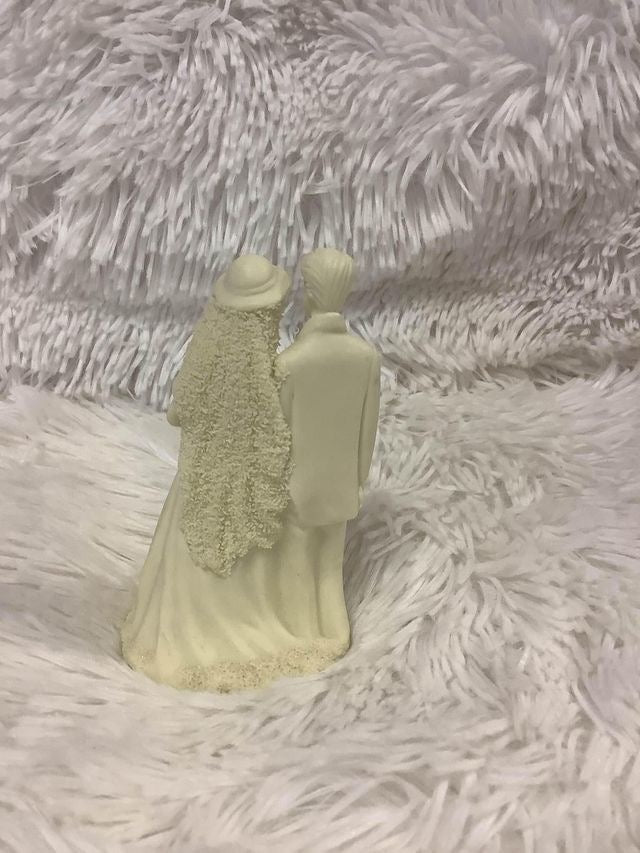 vintage porcelain wedding cake topper image 2