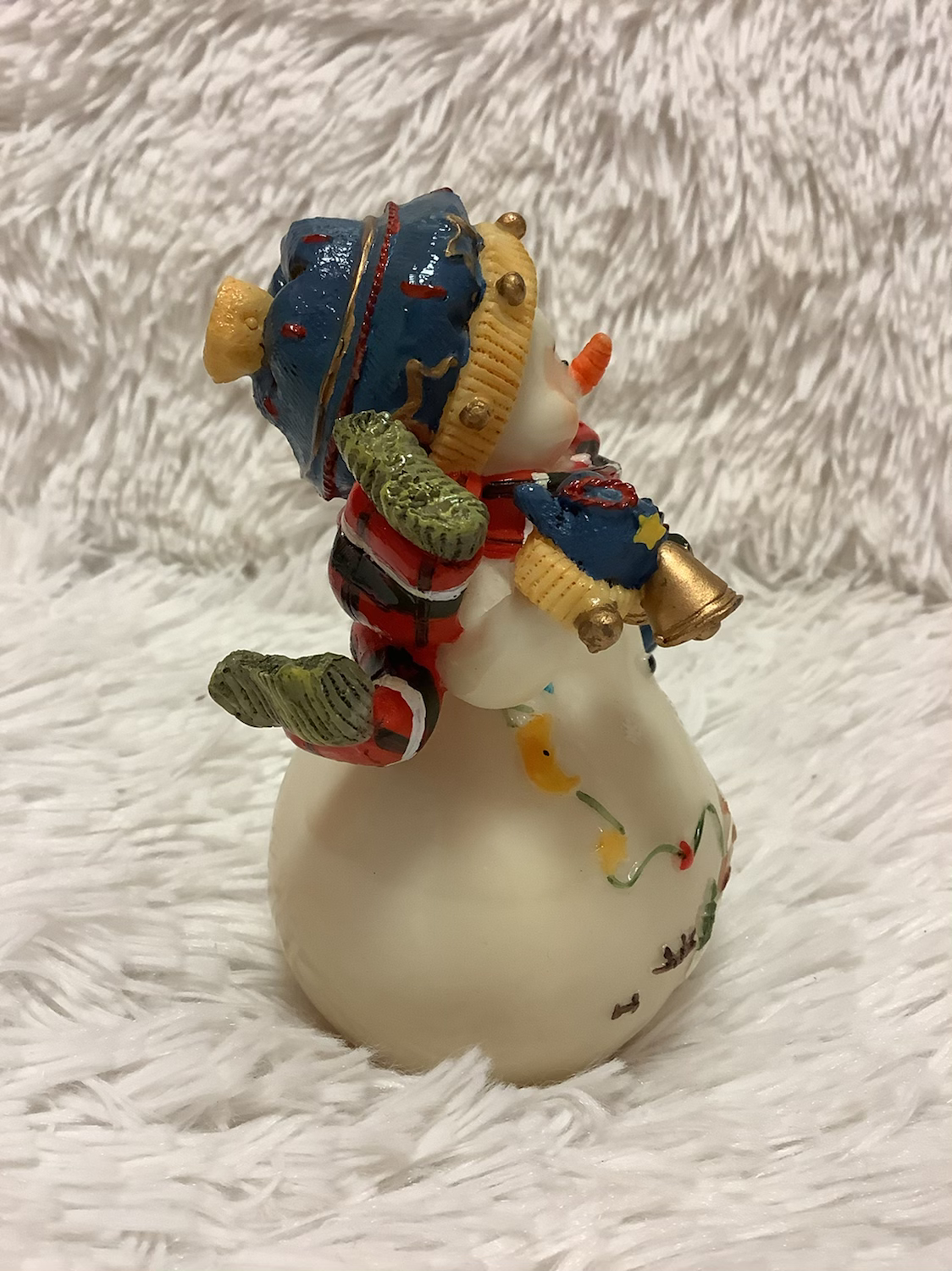Mini festive statue image 2