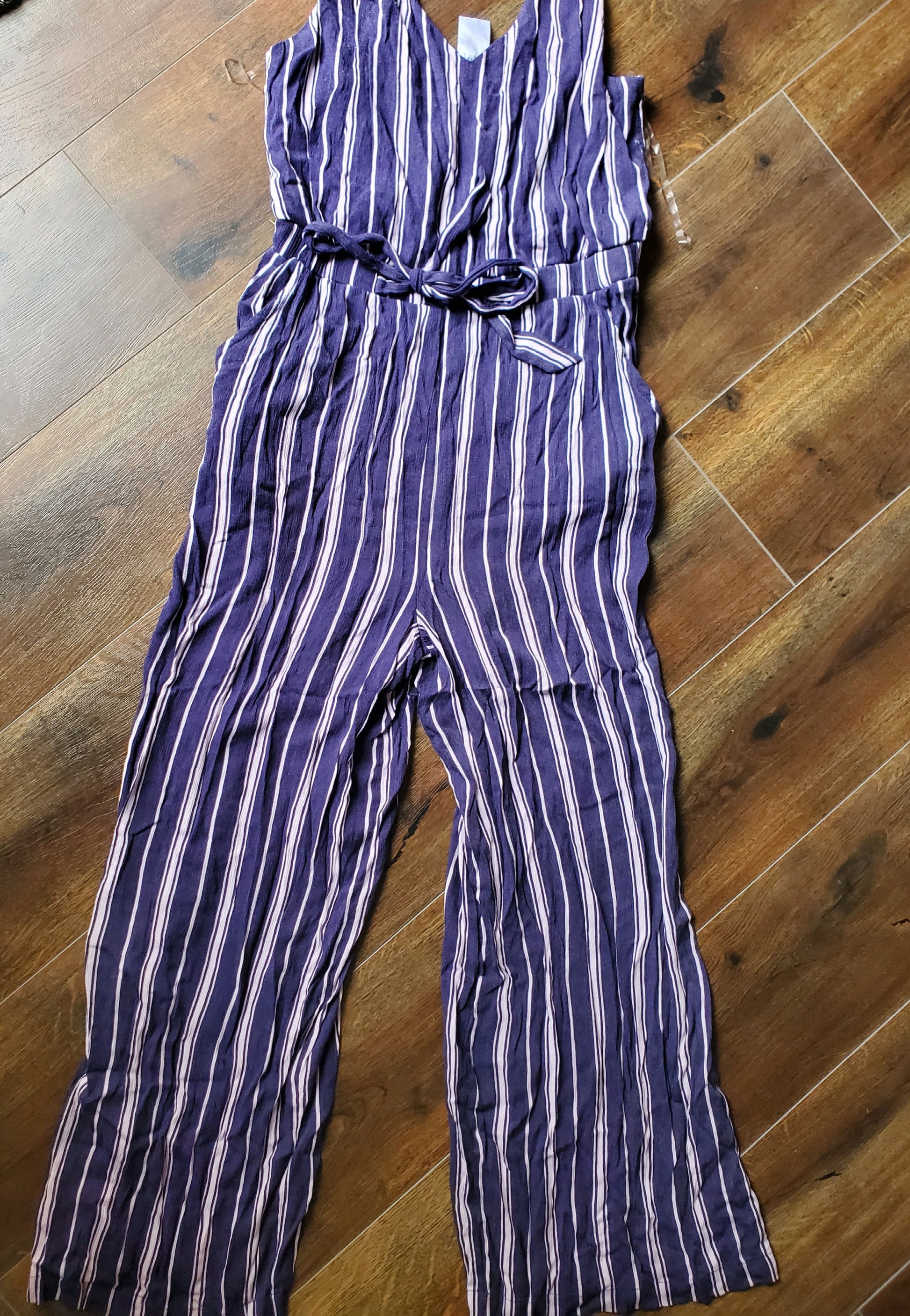 Women all in one romper  size XL image 3