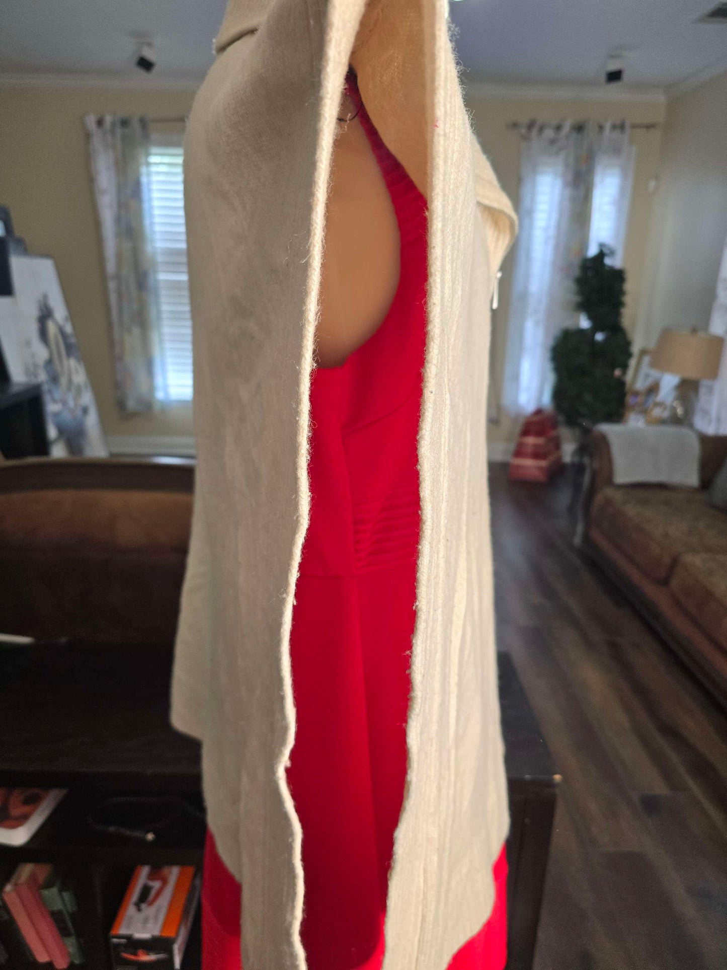 H/M ivory poncho image 5