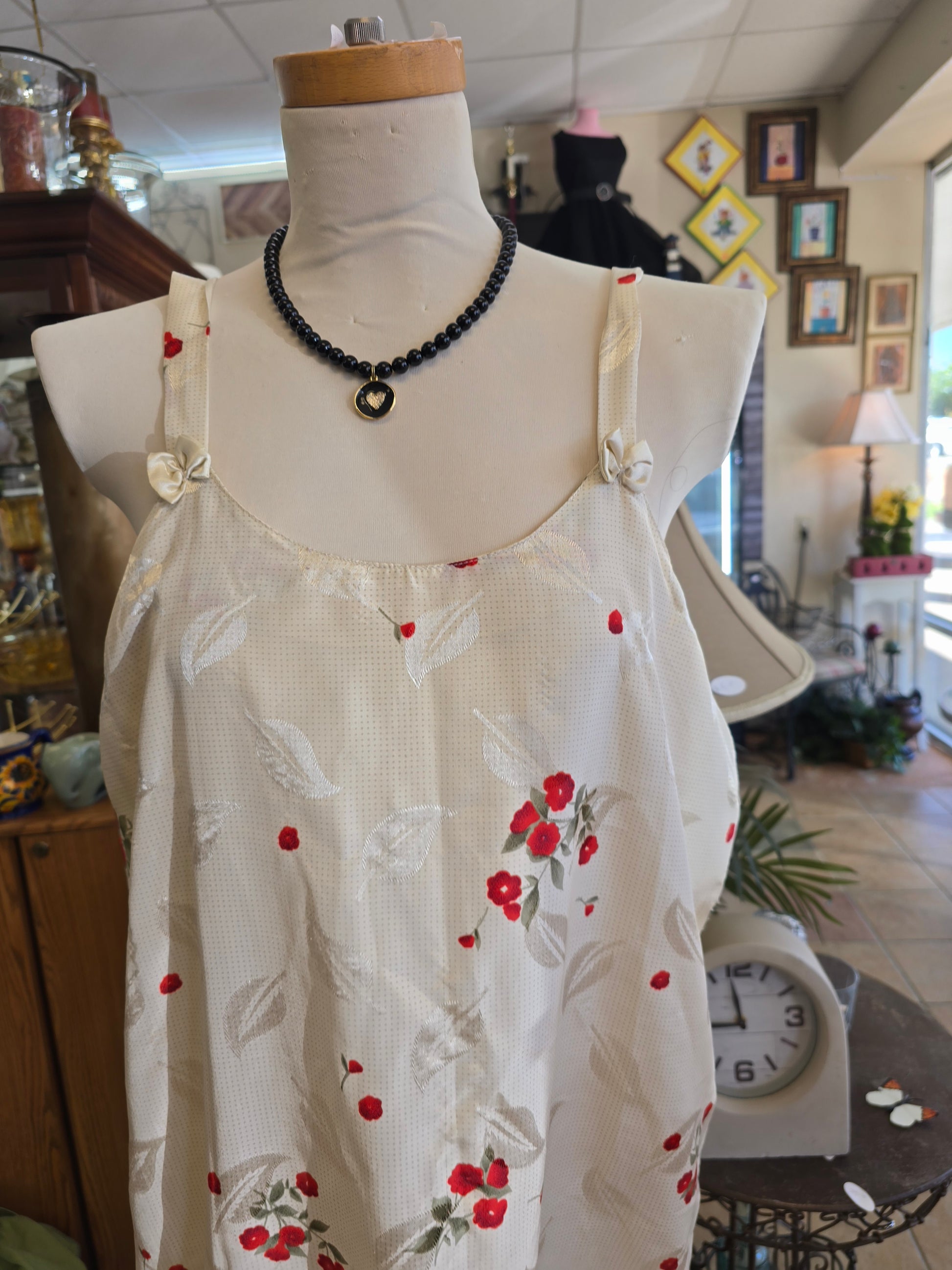 Lingerie size XL image 4