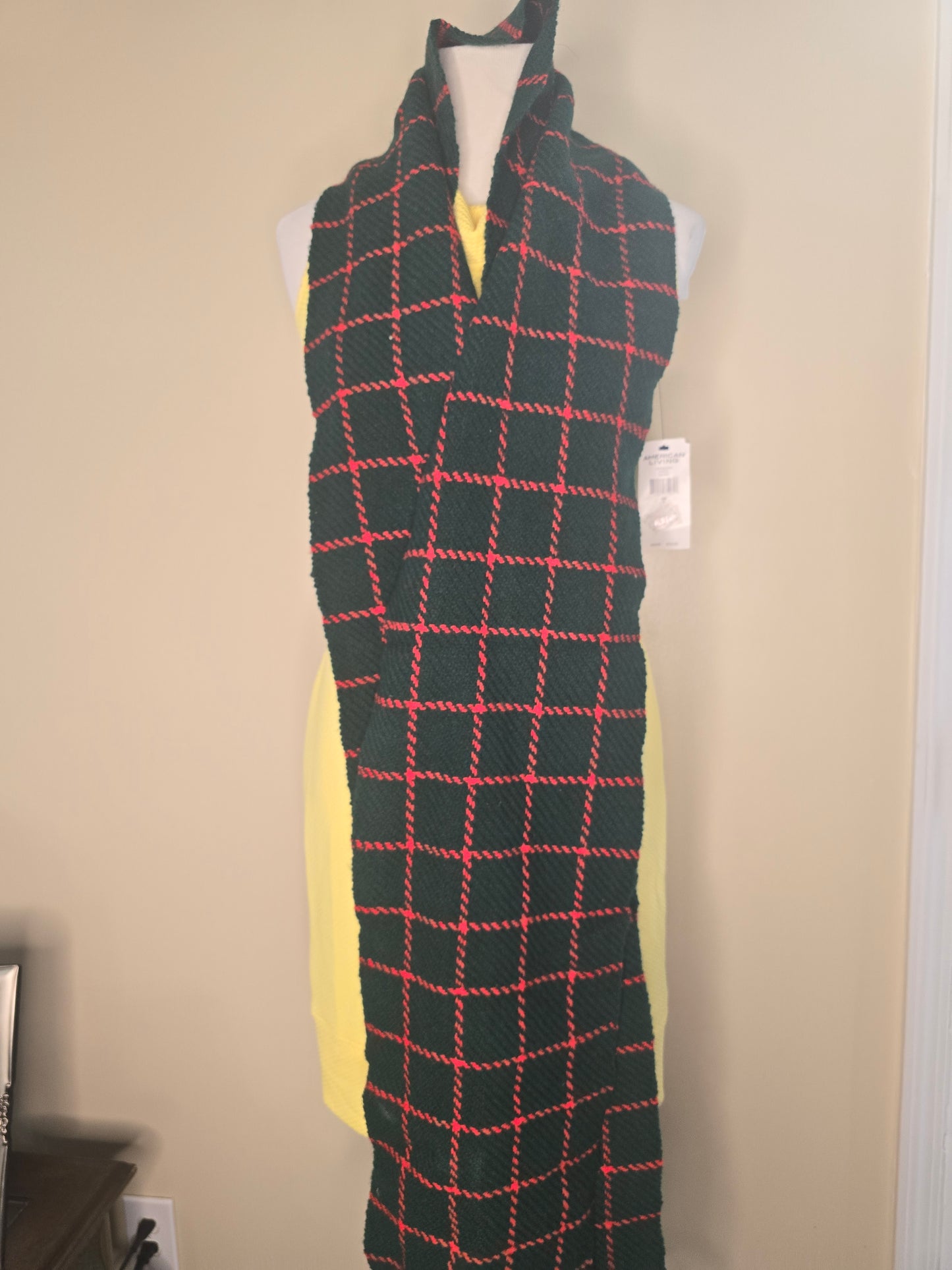 Red and green long scarf image 1