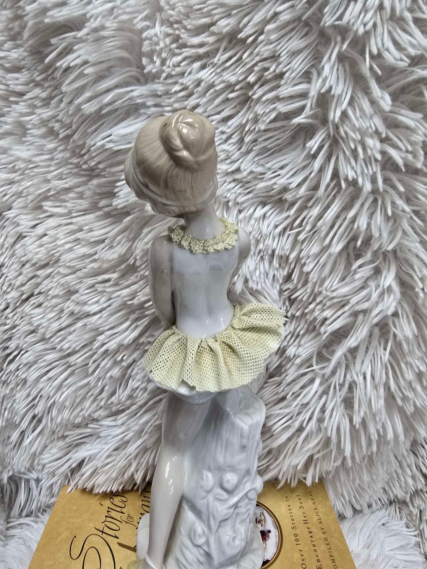 Ceramic ballerina image 4