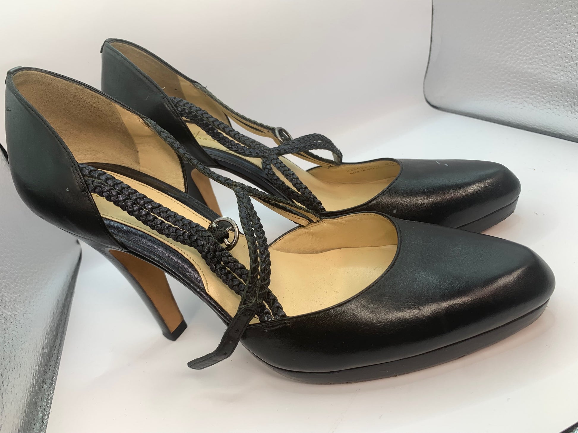 Cole Haan Grand High Heels, size 91/2 B Black image 3