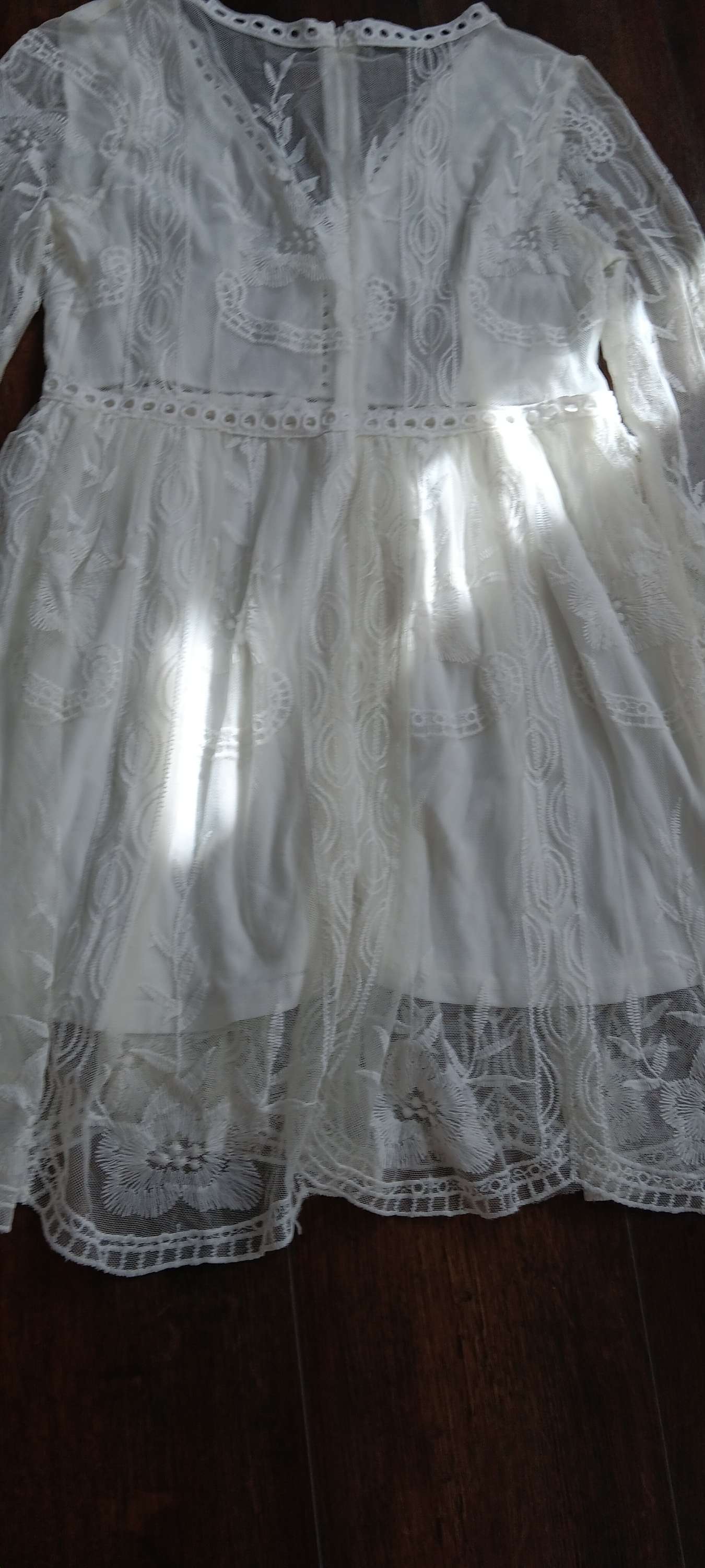 Cupshe white dress M image 4